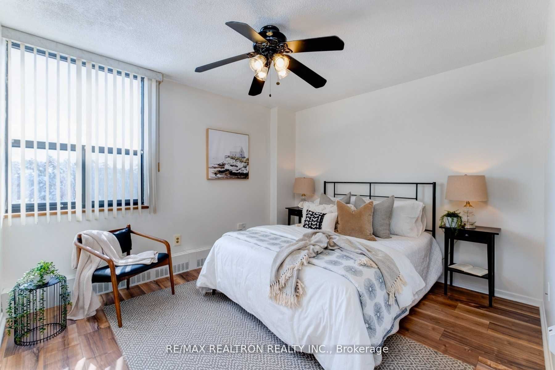 90 Ling Road 404 Property Photo 8