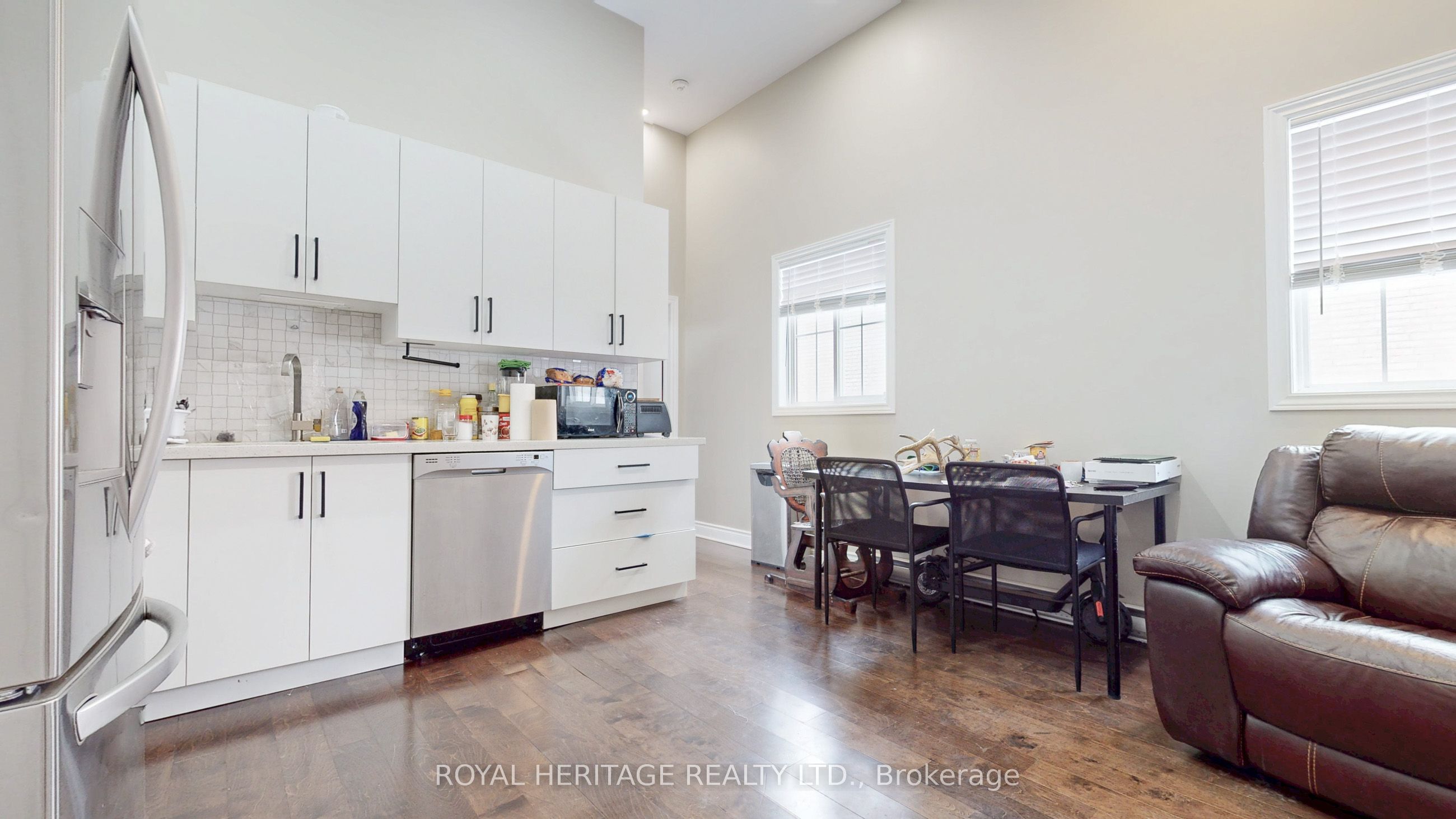 100 Cromwell Avenue Property Photo 2