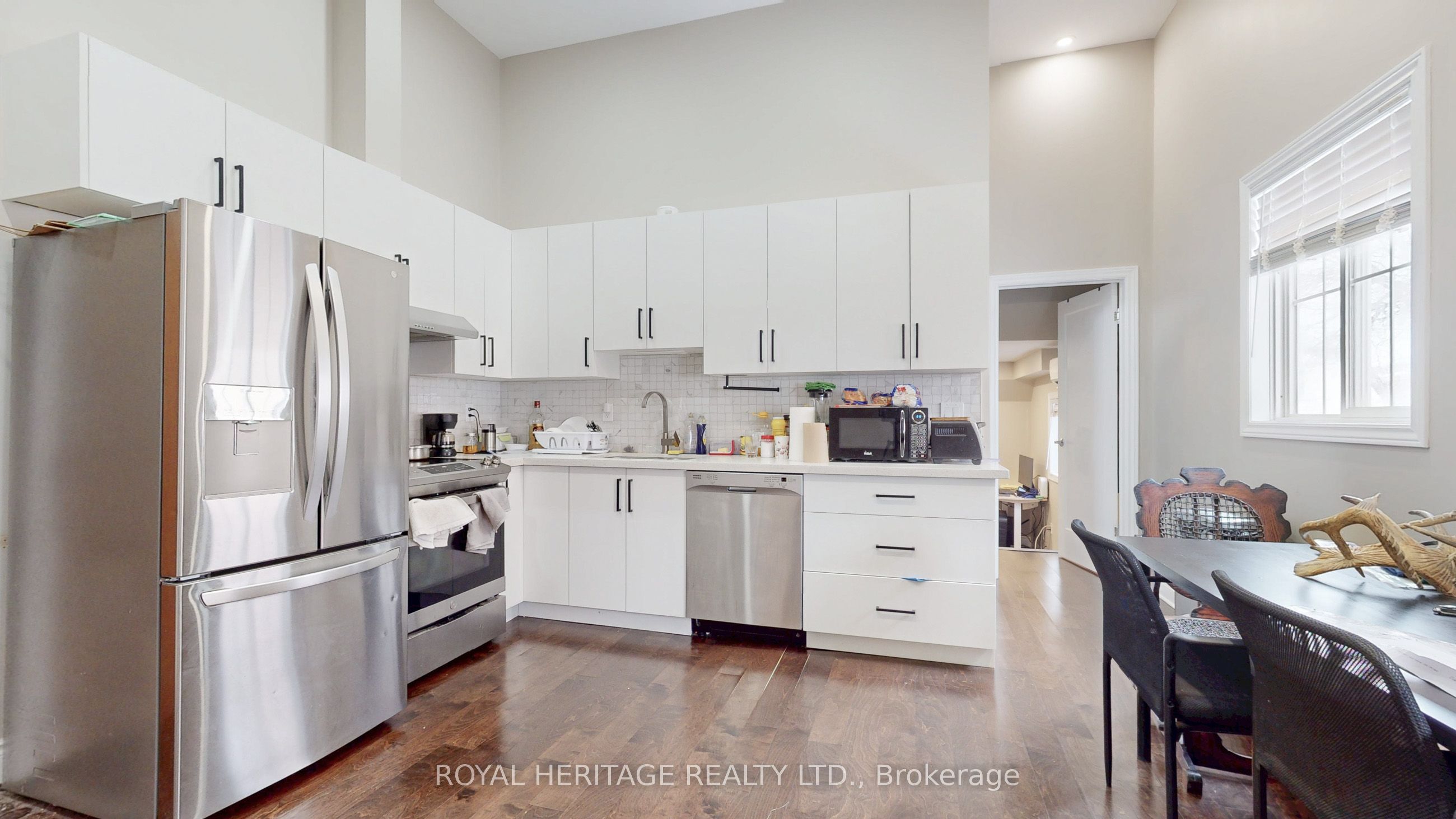 100 Cromwell Avenue Property Photo 3