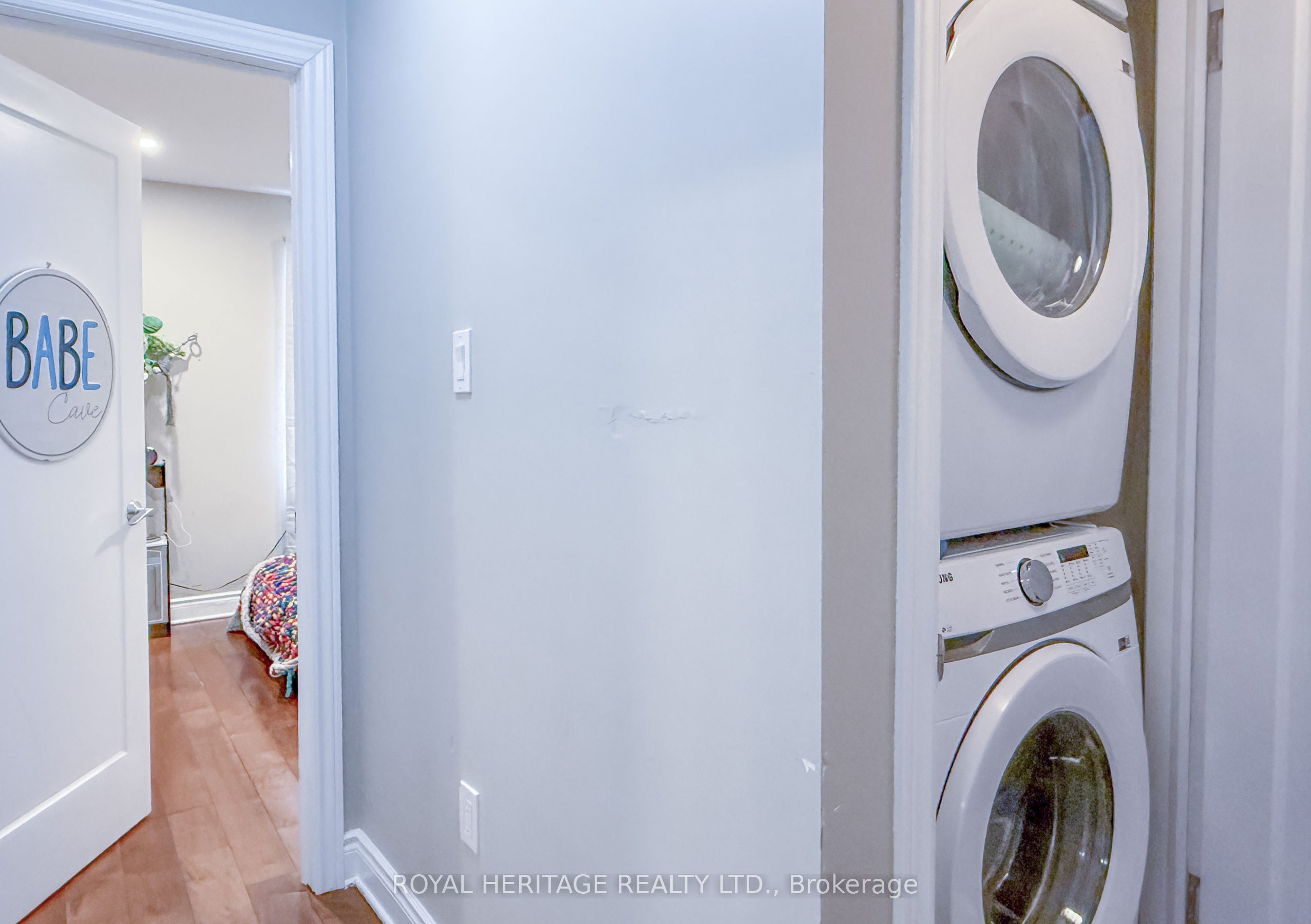 100 Cromwell Avenue Property Photo 18