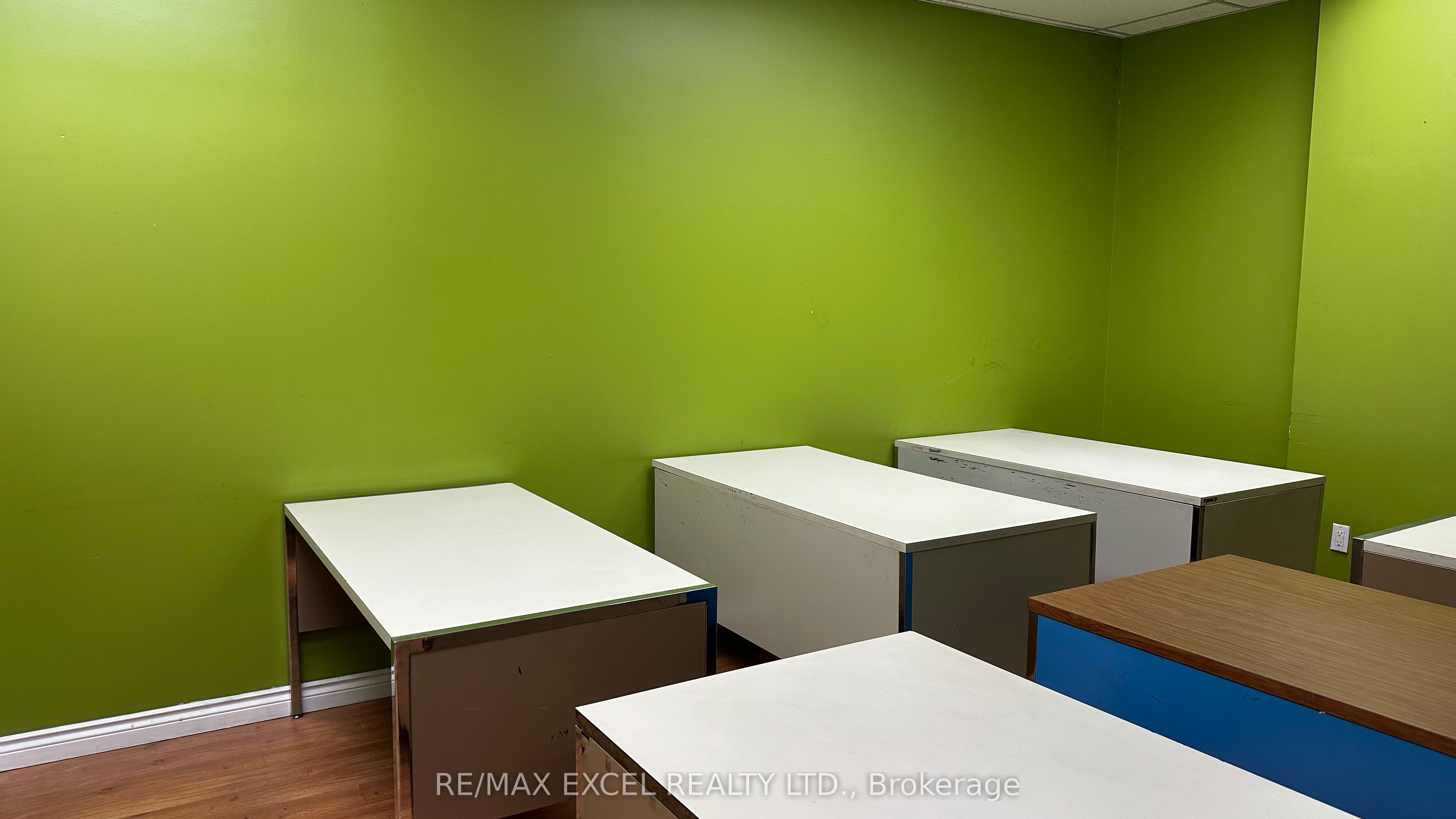 55 Nugget Avenue 208 Property Photo 3