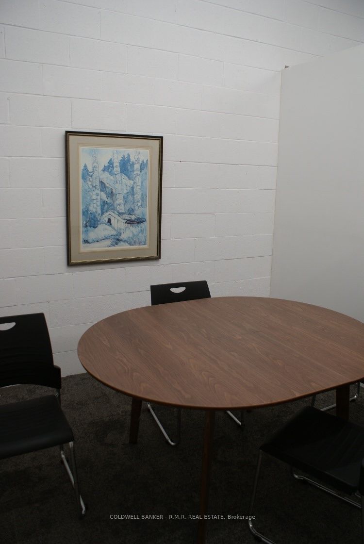 500 Wentworth Street E 10 Property Photo 8