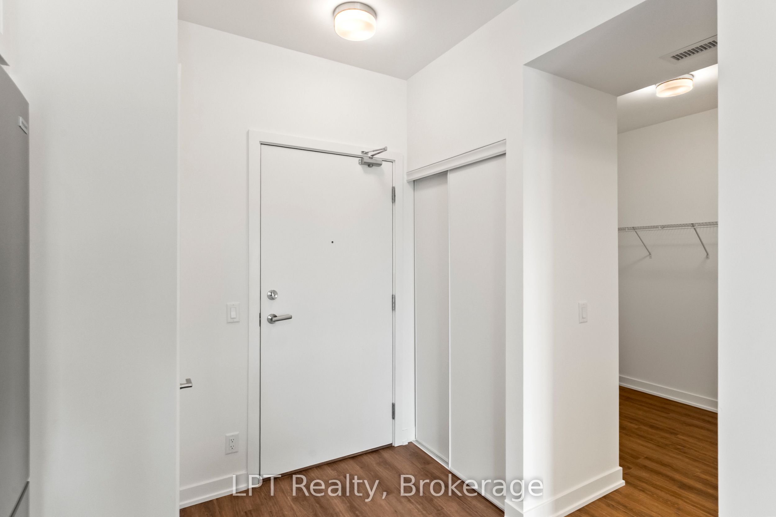 51 Clarington Boulevard 917 Property Photo 17