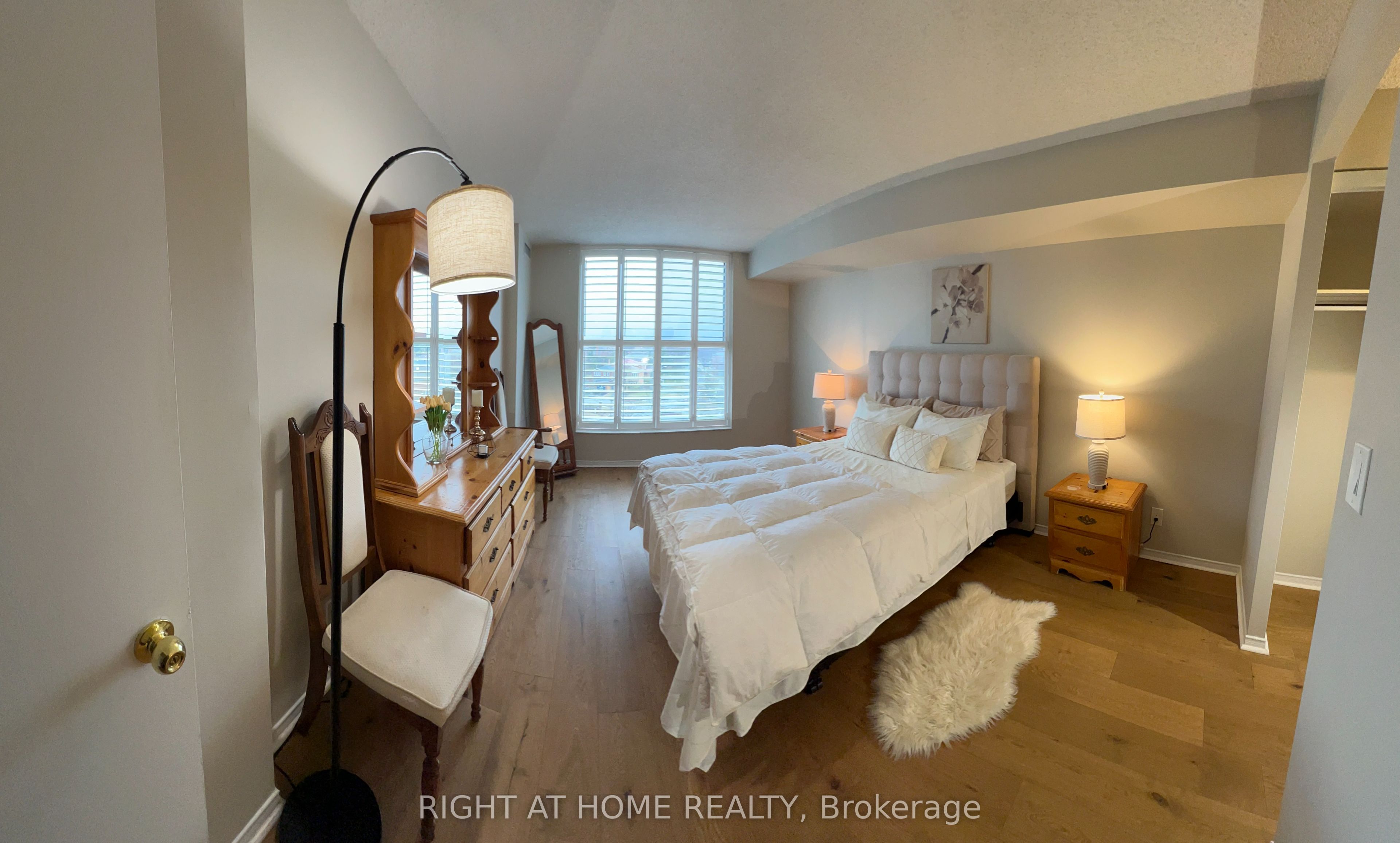 90 Dale Avenue 706 Property Photo 25