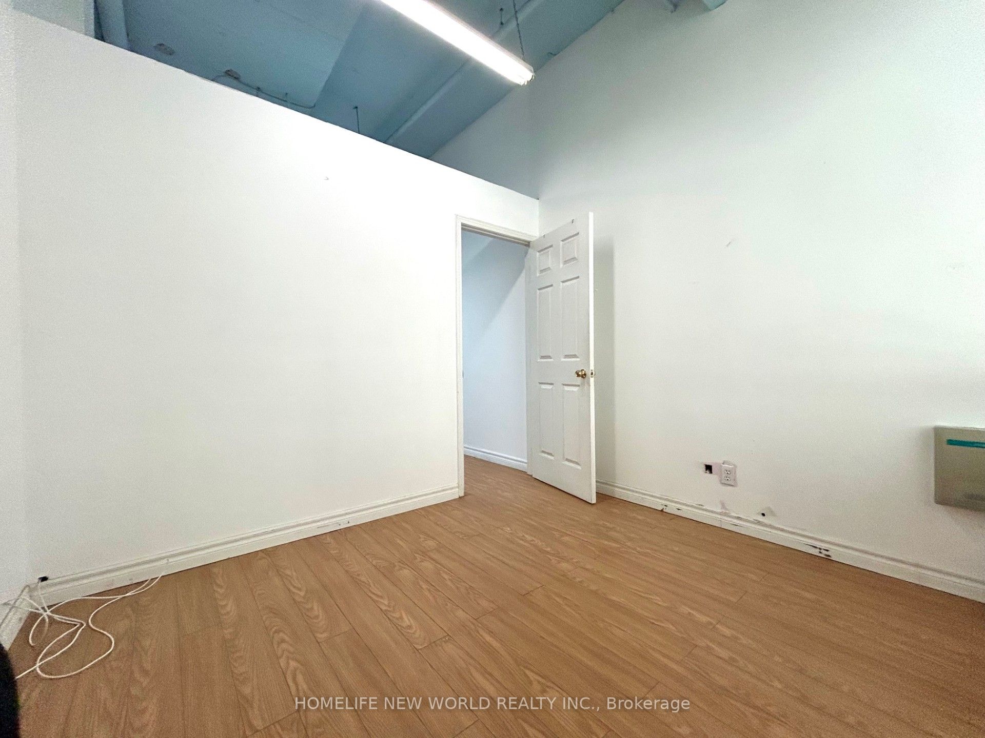 4438 Sheppard Avenue E 3103 Property Photo 6