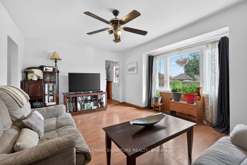 36 Ainsdale Road Property Photo 8