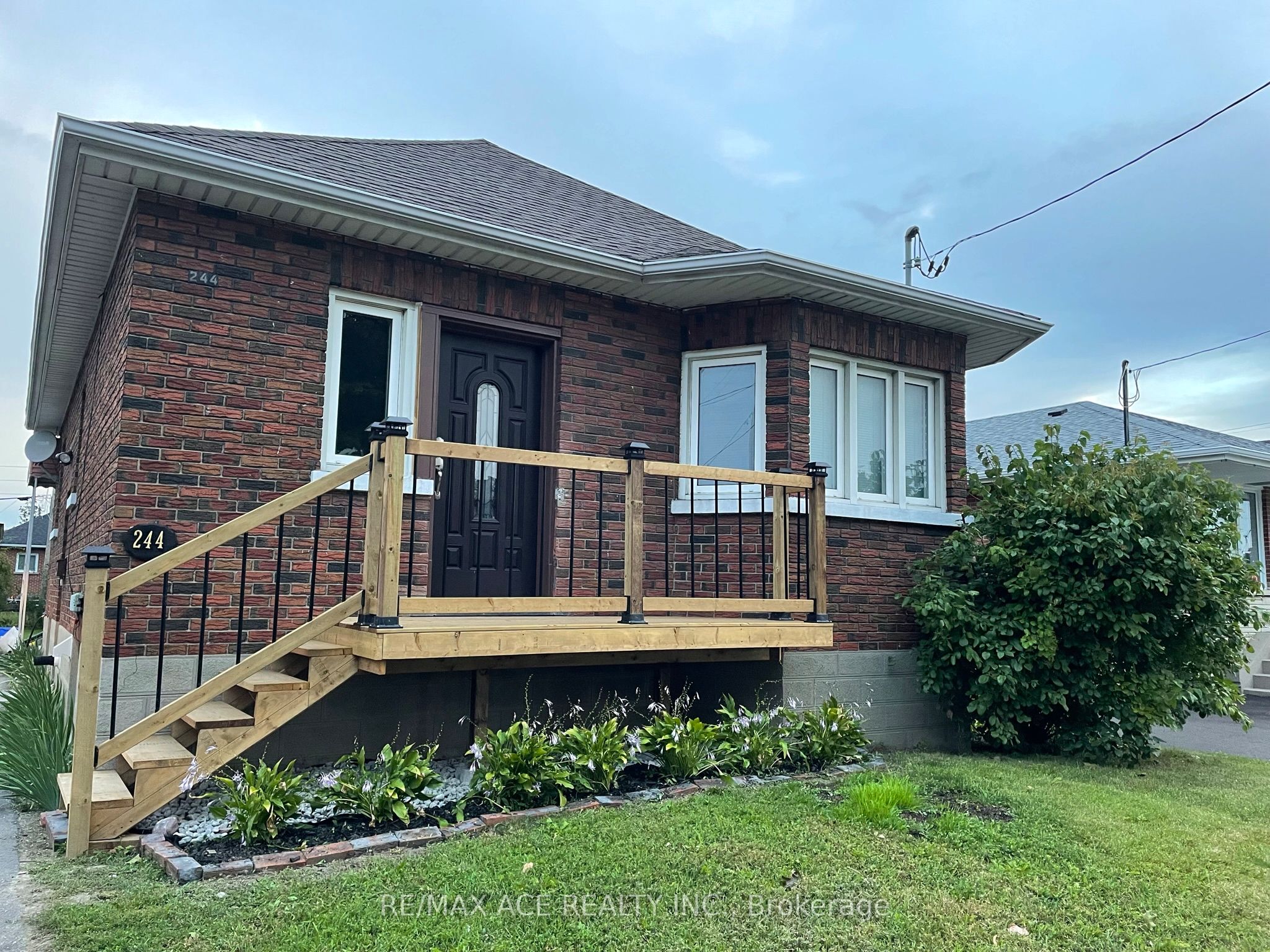 244 Etna Avenue Property Photo 1