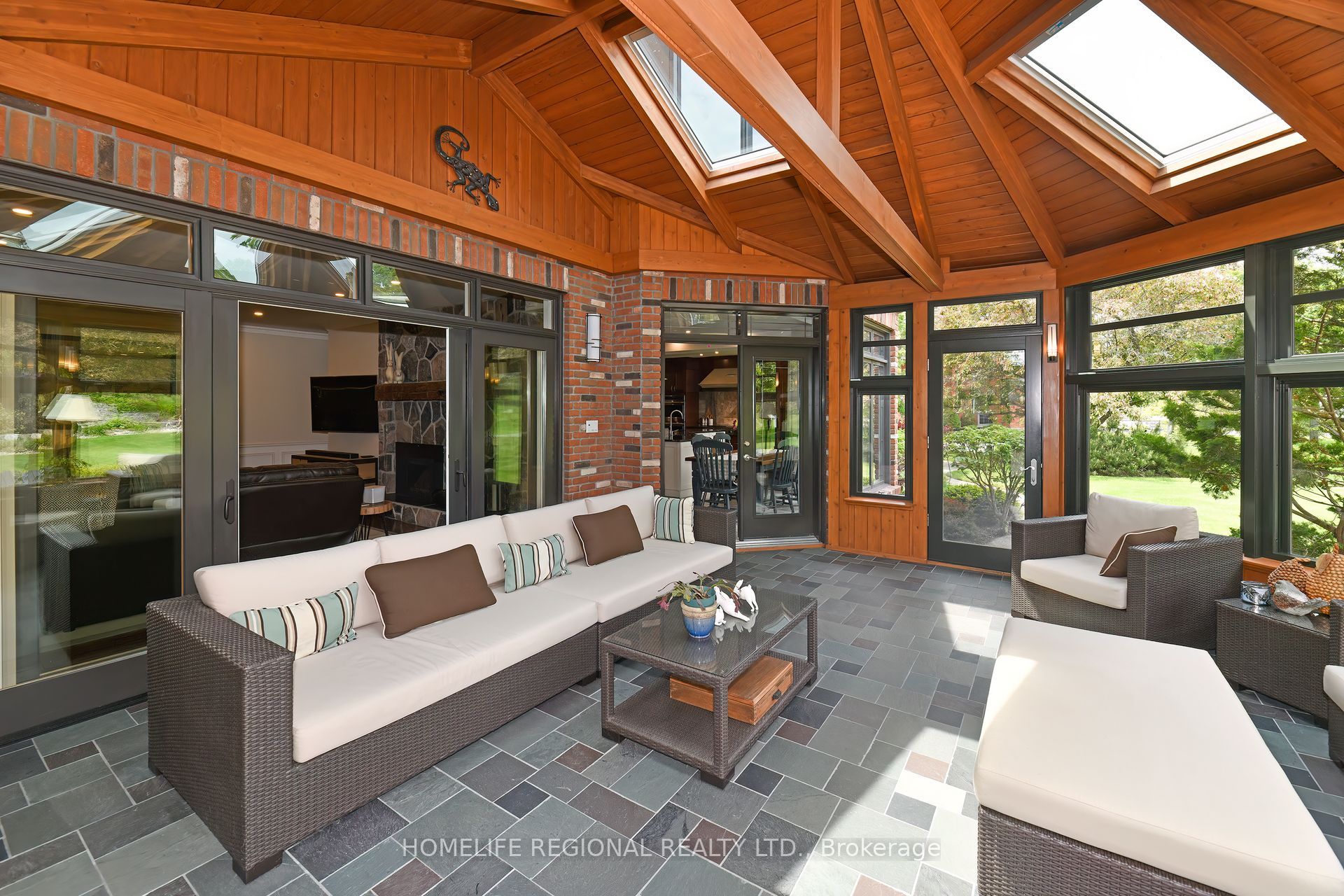 14 Buggey Lane Property Photo 17