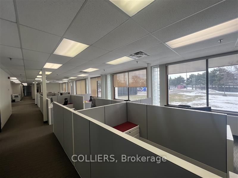 825 Milner Avenue Ground Level Property Photo 7