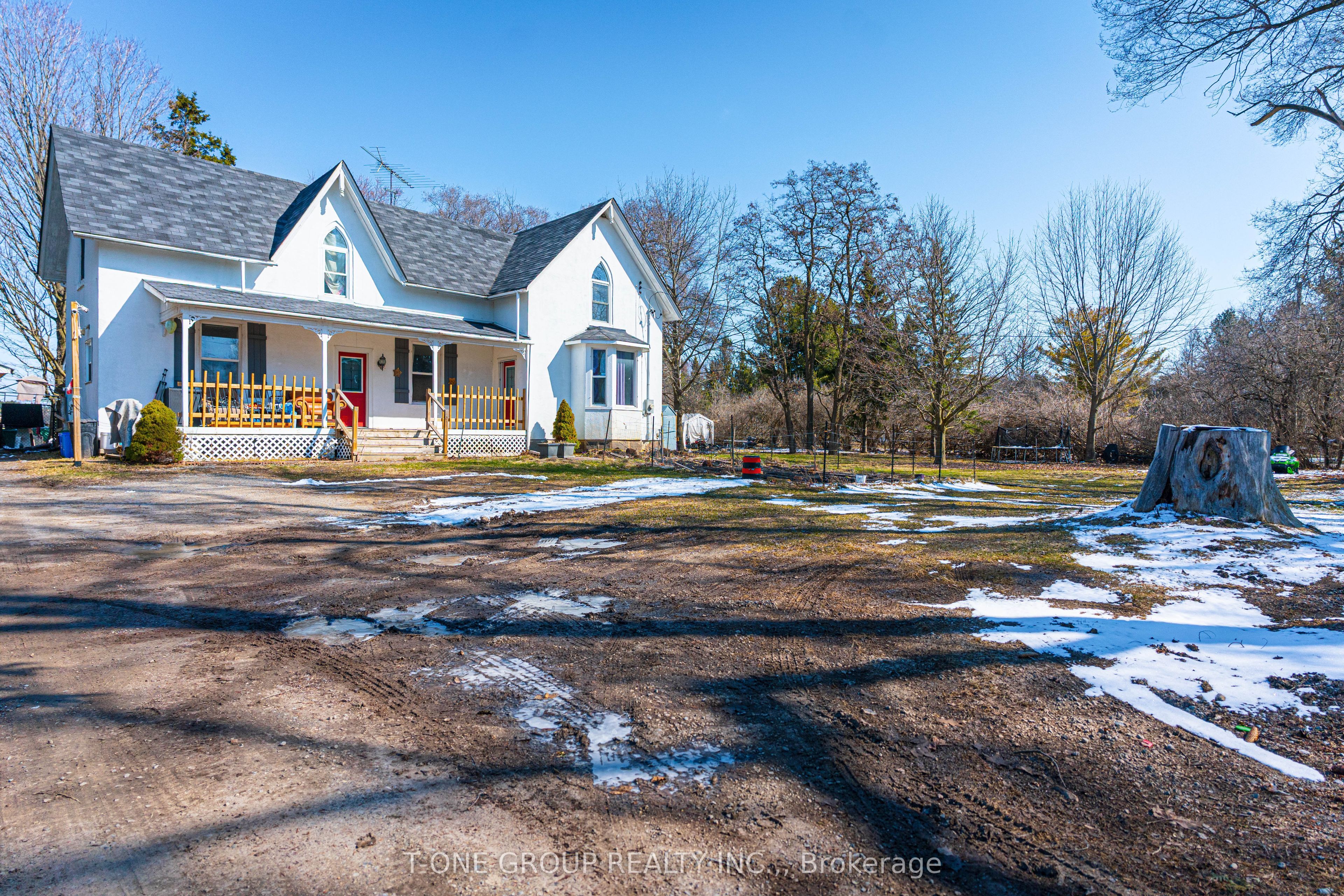 252 Columbus Road E Property Photo 1