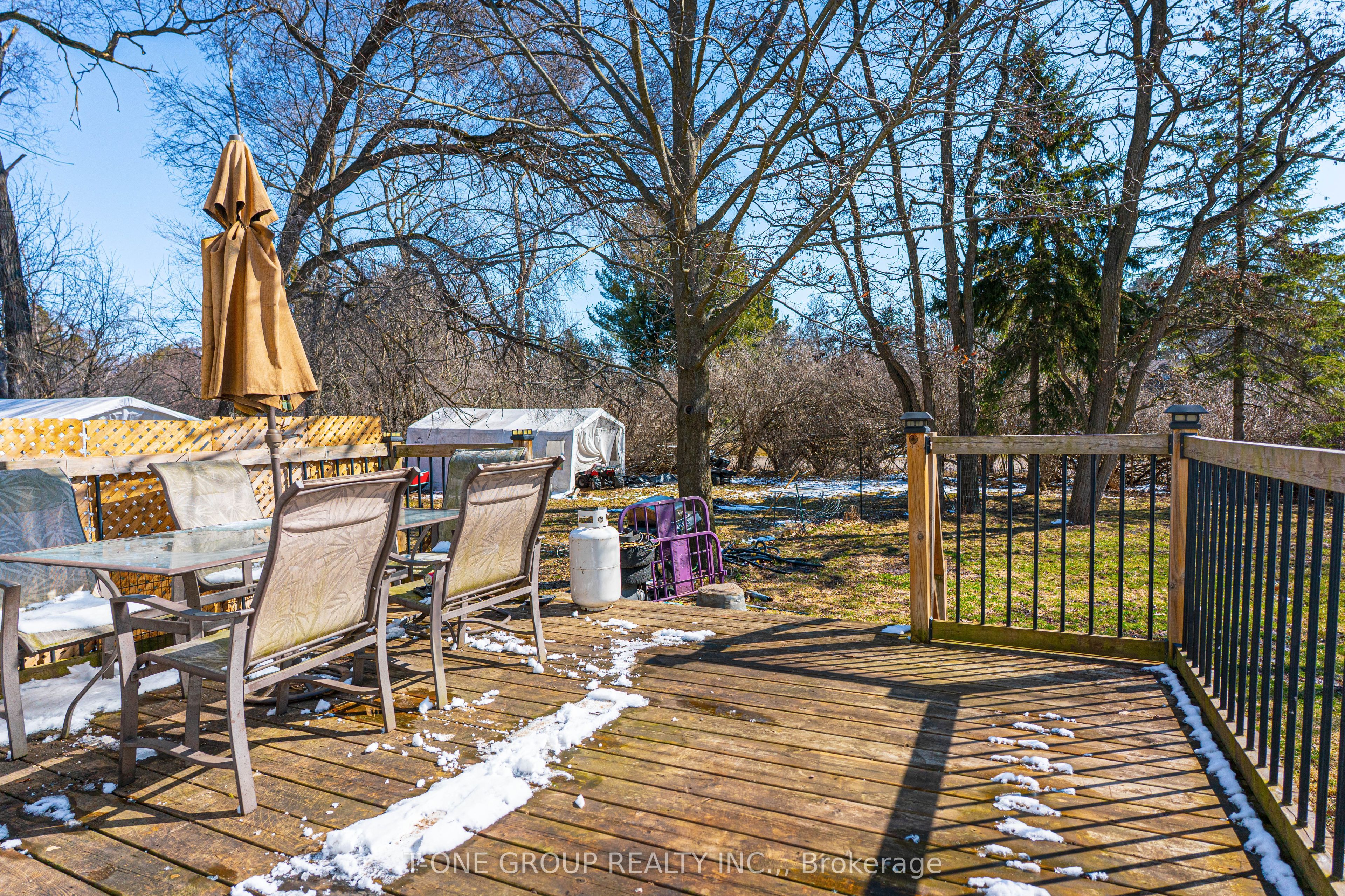 252 Columbus Road E Property Photo 6
