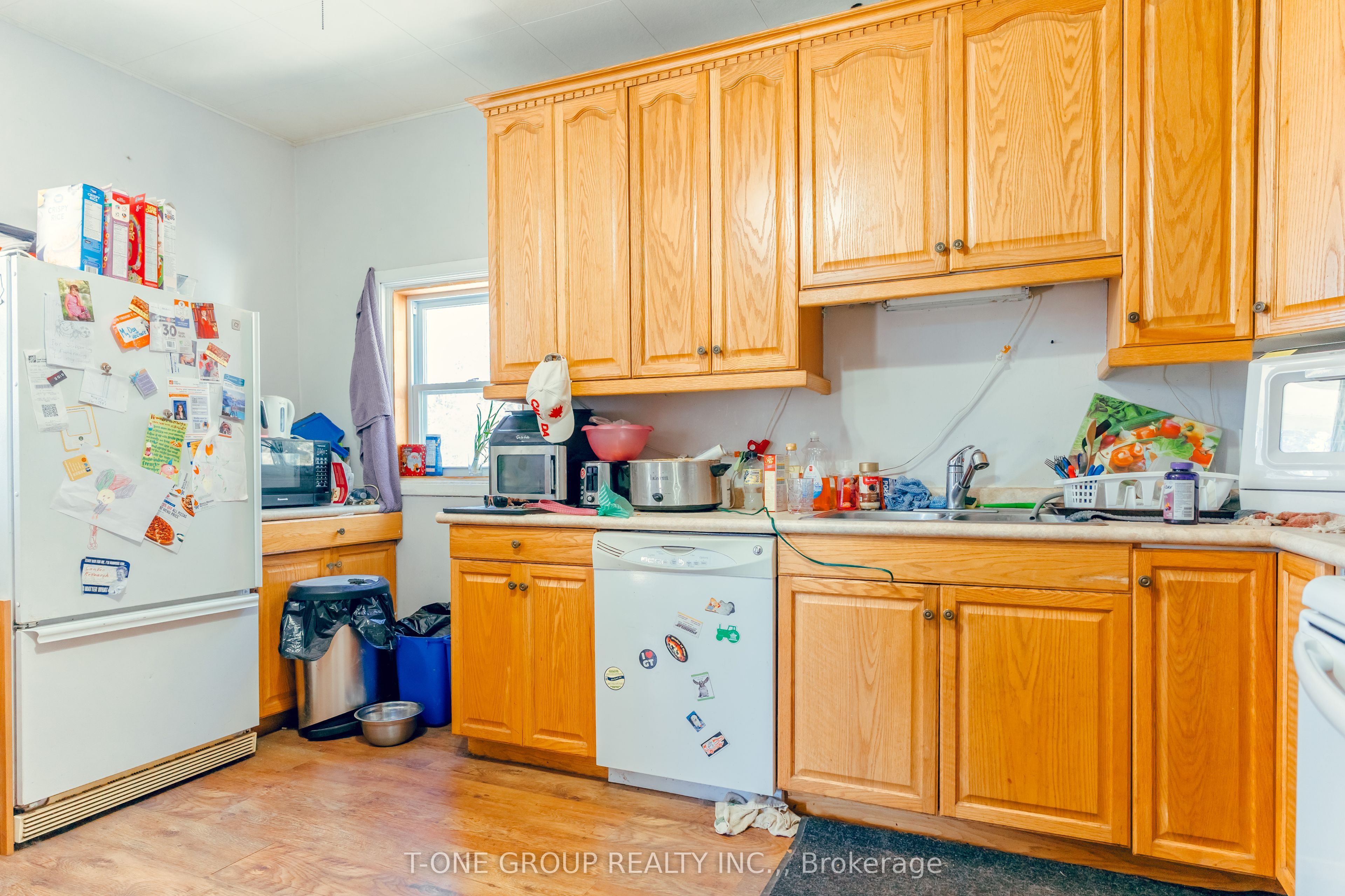 252 Columbus Road E Property Photo 15