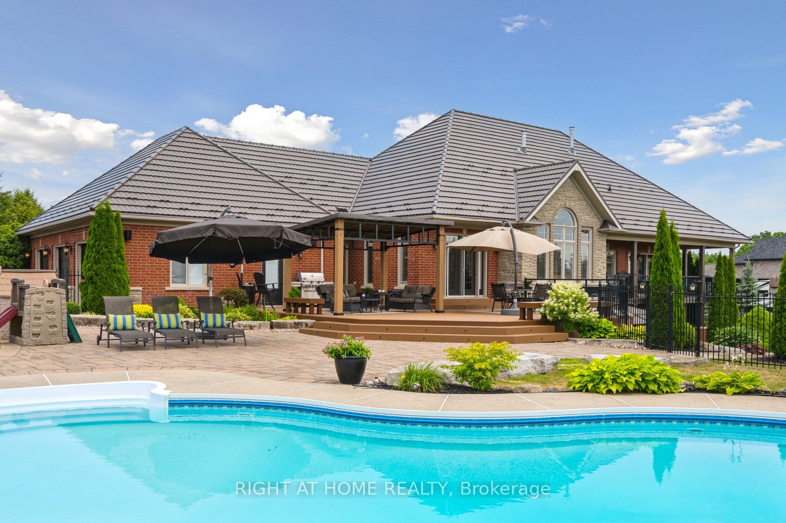 7 Clyde Court Property Photo 41