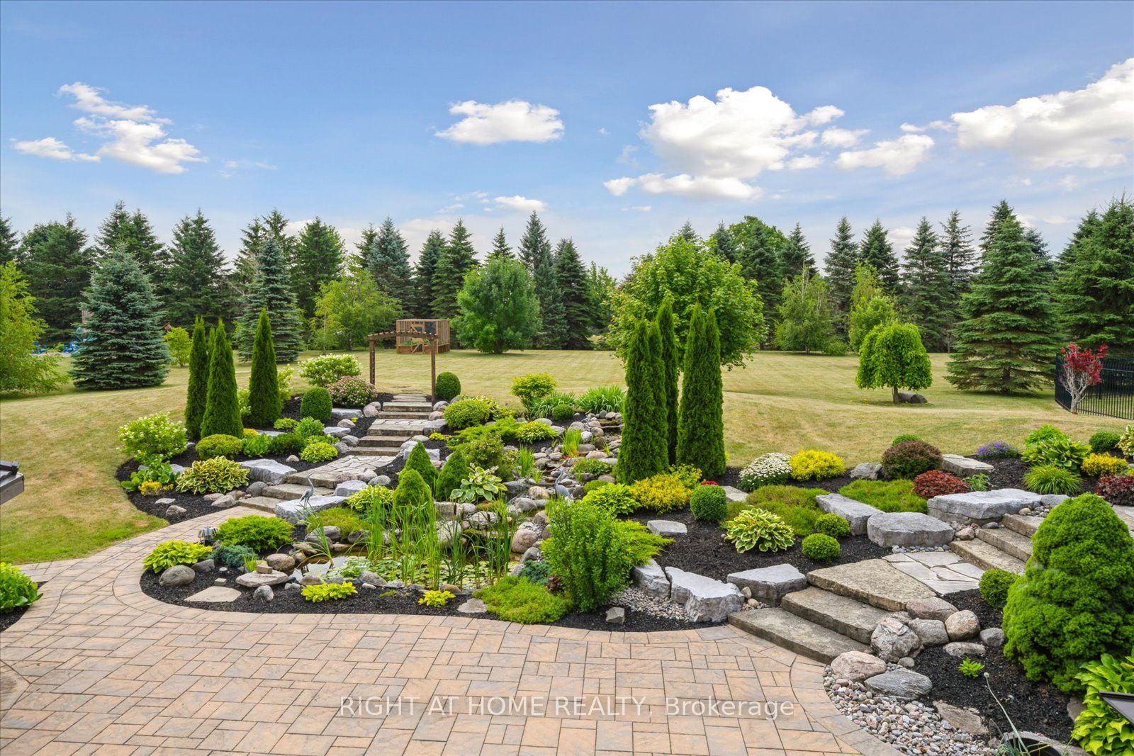 7 Clyde Court Property Photo 44