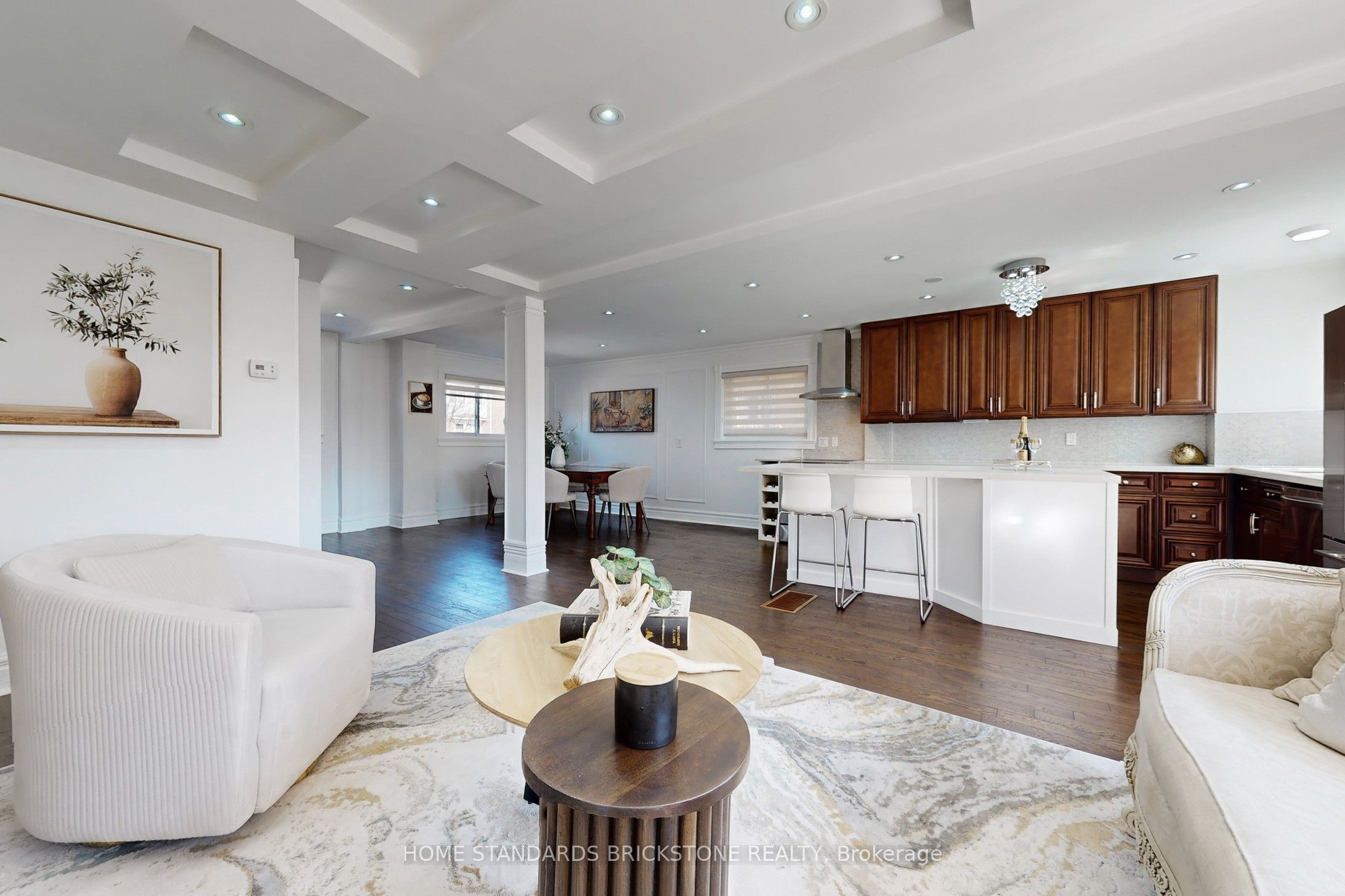 21 Pretoria Avenue Property Photo 6
