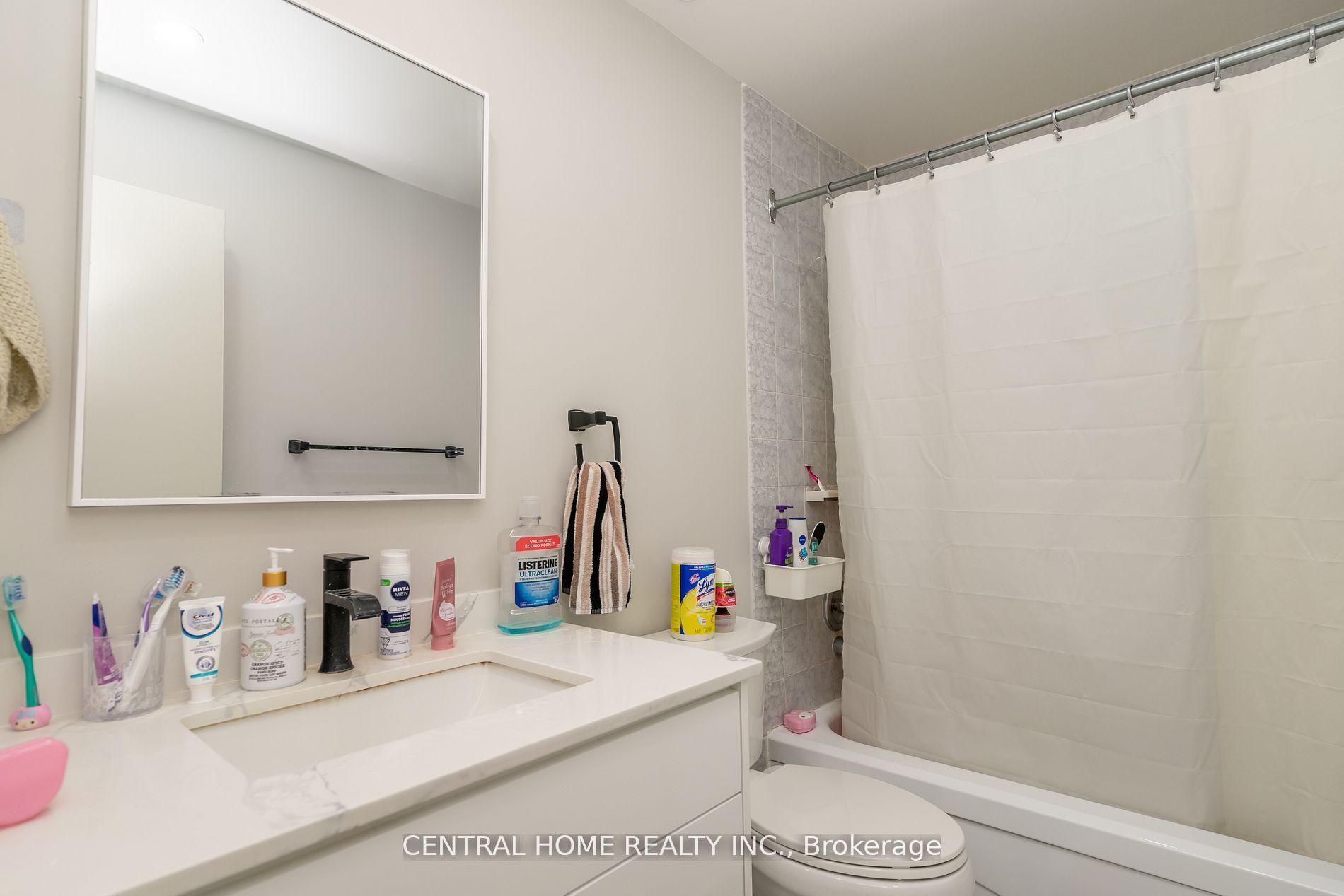 109 Old Kingston Road Property Photo 15