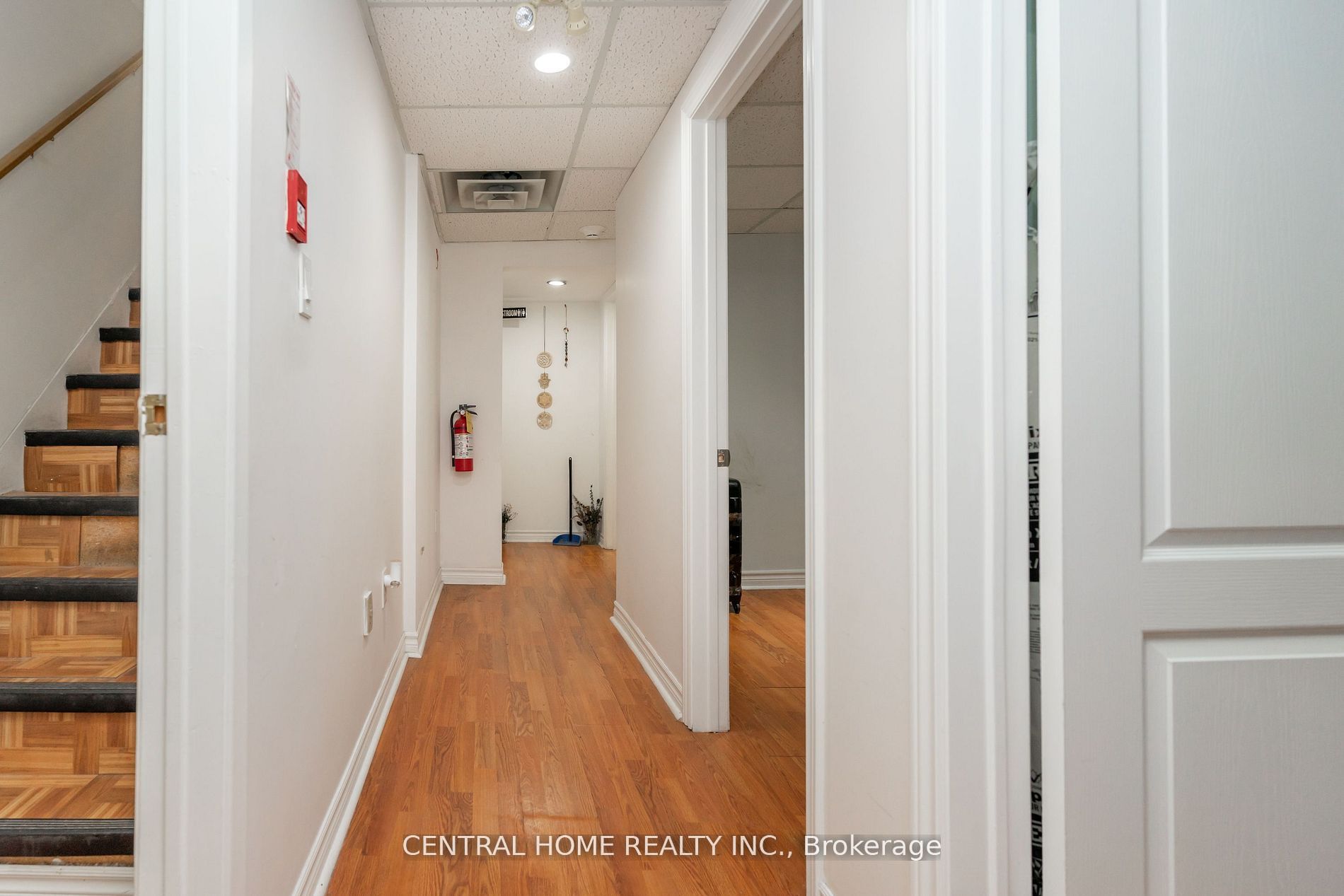109 Old Kingston Road Property Photo 16