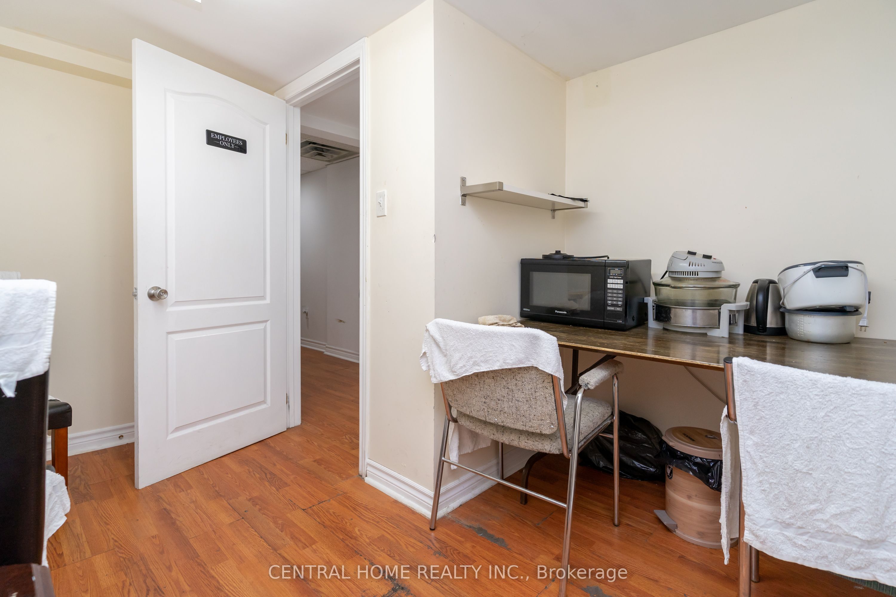 109 Old Kingston Road Property Photo 17