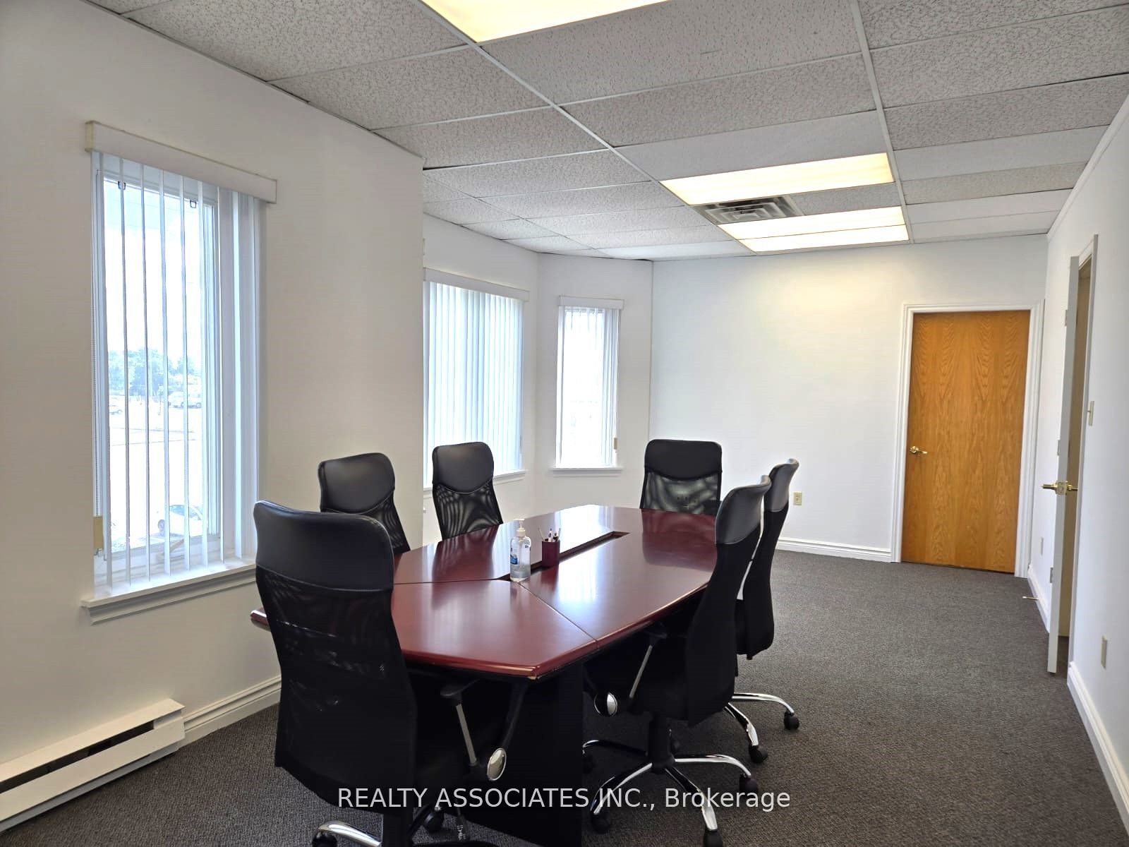 1035 Mcnicoll Avenue Property Photo 3