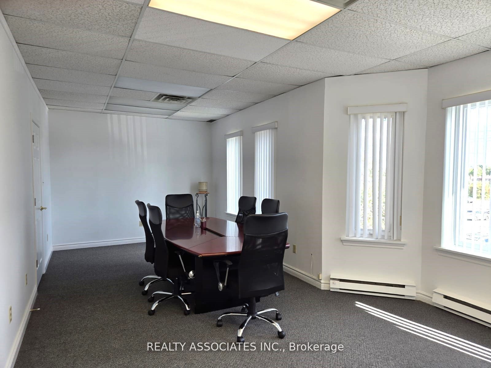1035 Mcnicoll Avenue Property Photo 7