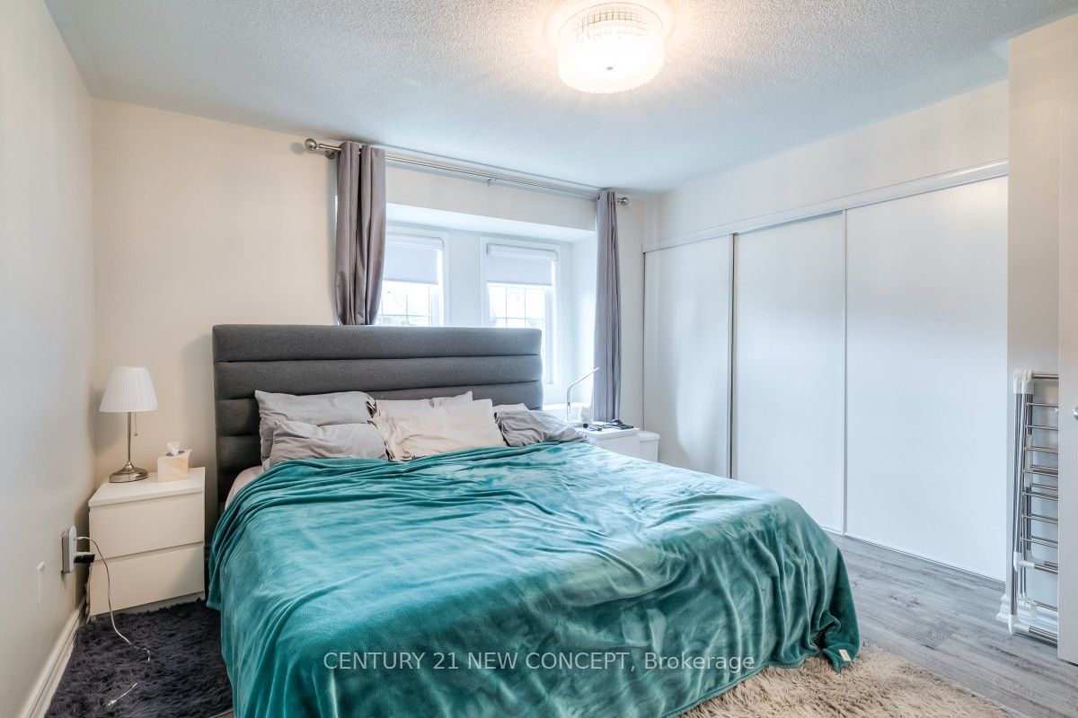 735 Sheppard Avenue 33 Property Photo 13