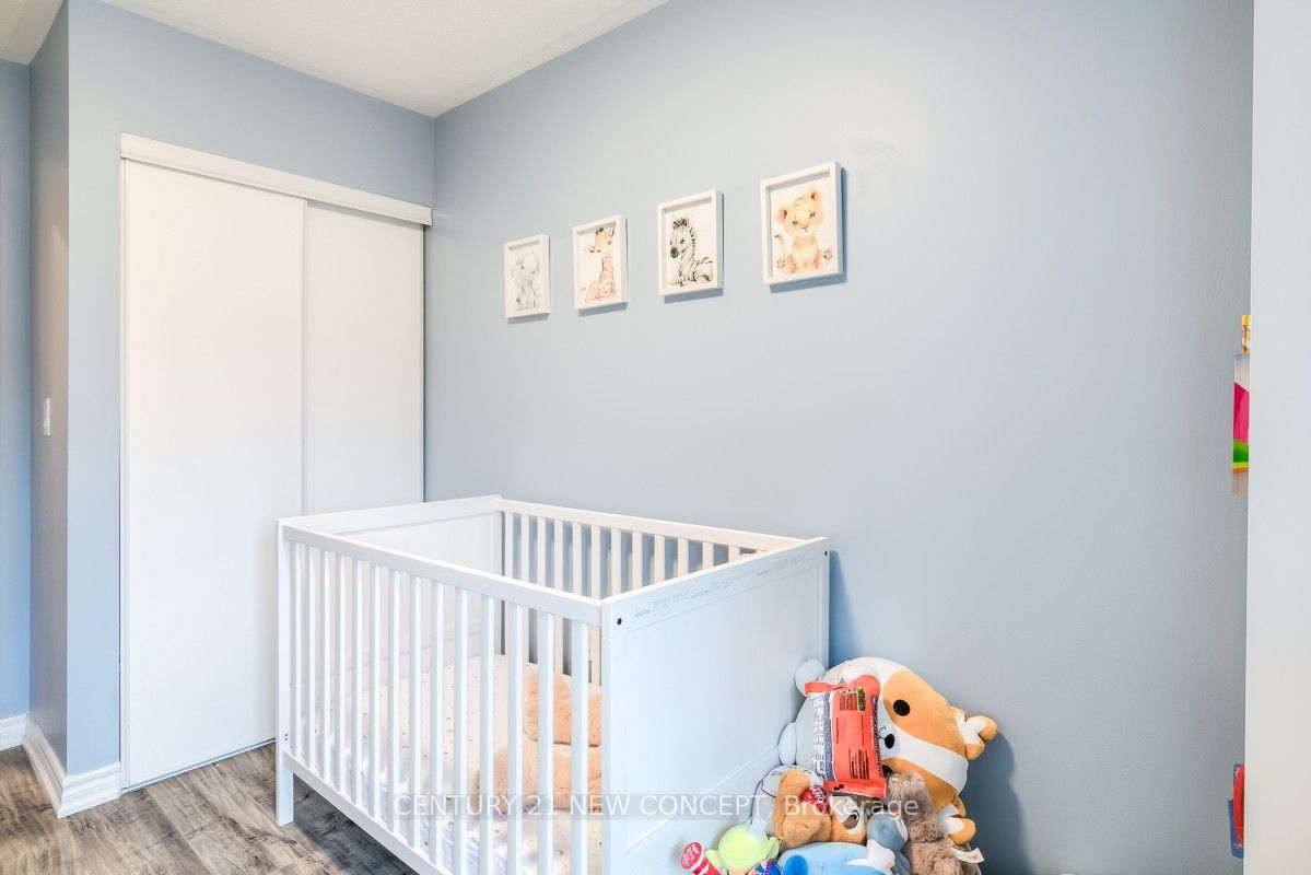 735 Sheppard Avenue 33 Property Photo 18