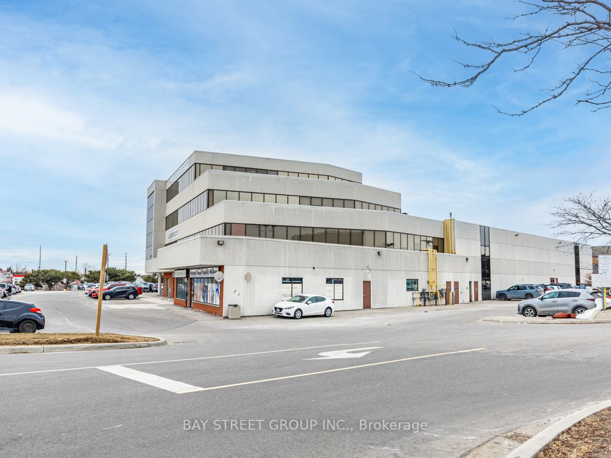 1600 Stellar Drive Property Photo 4