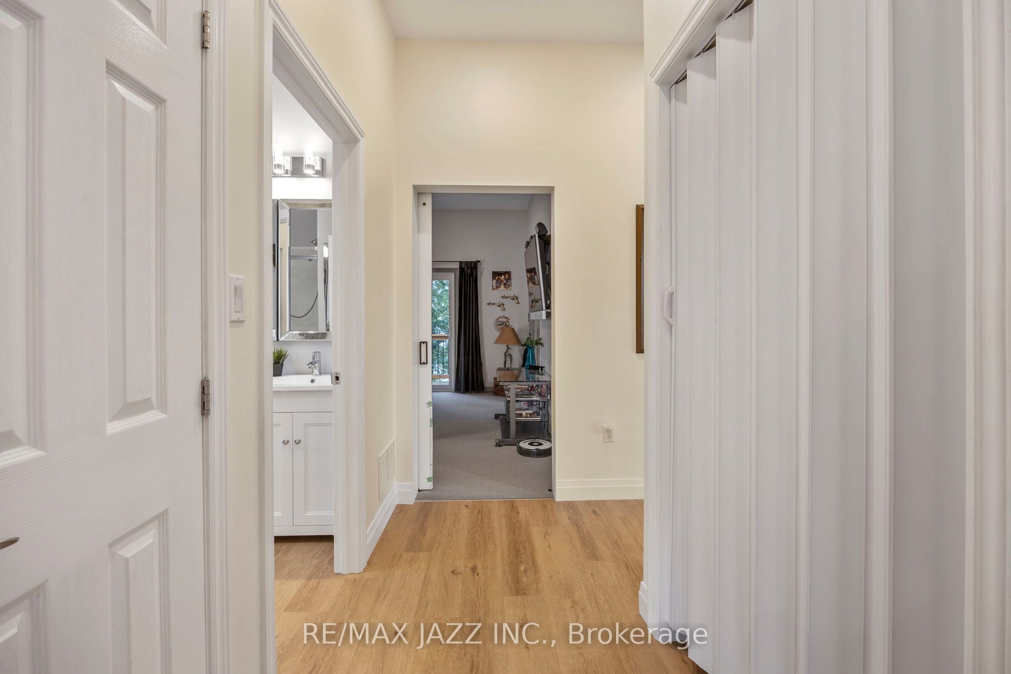 283 Platten Boulevard Property Photo 25