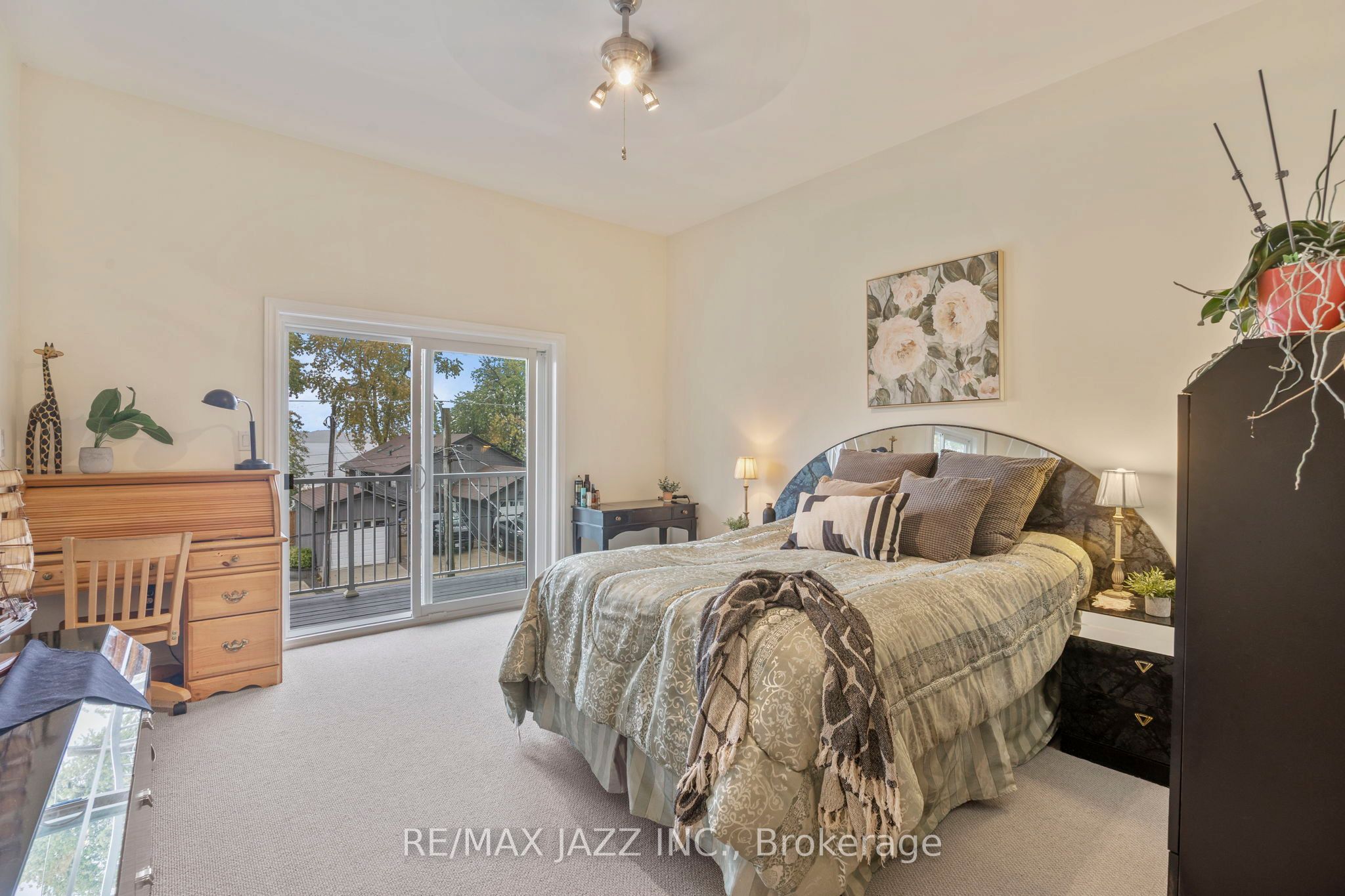 283 Platten Boulevard Property Photo 27