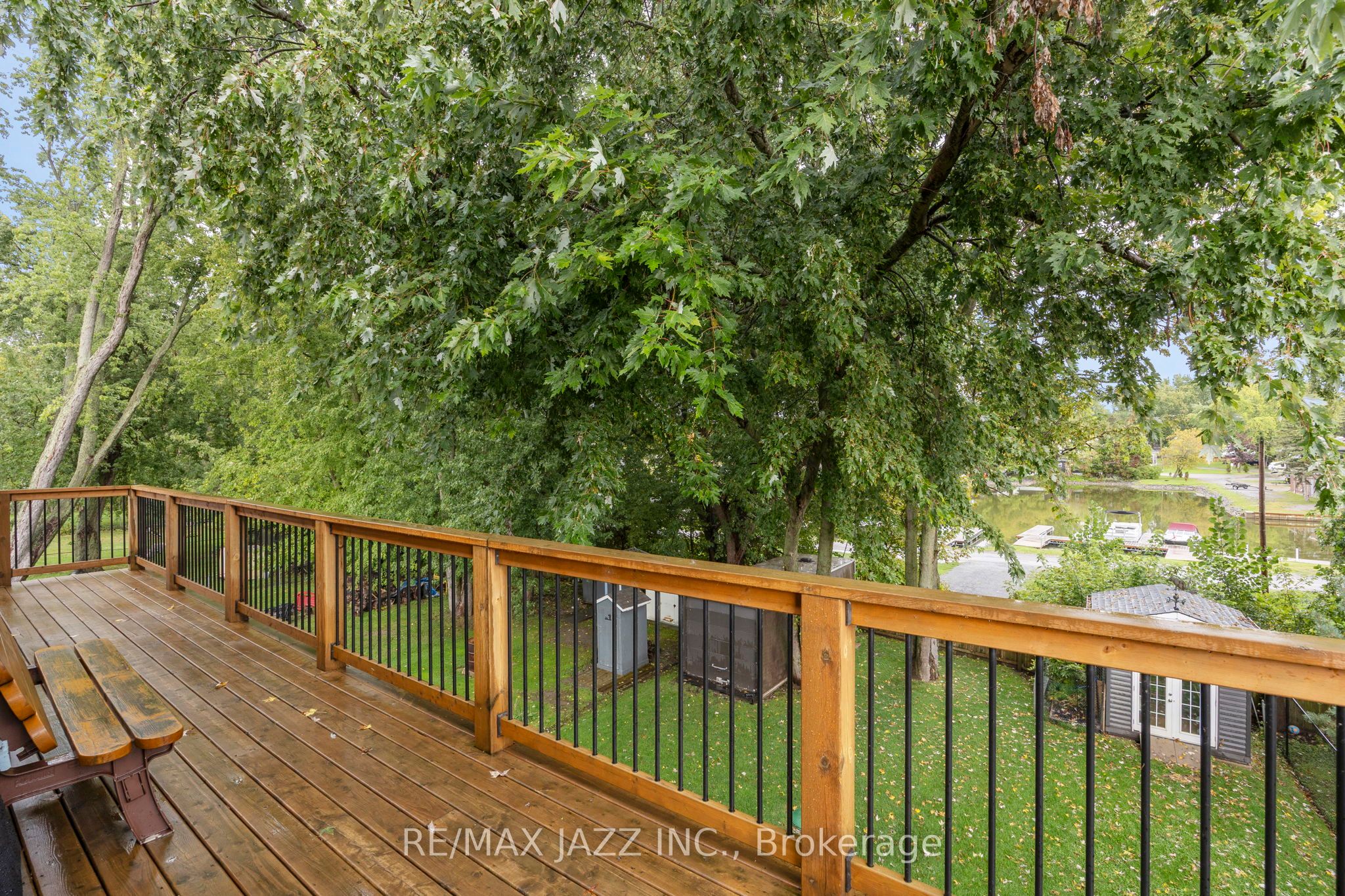 283 Platten Boulevard Property Photo 42