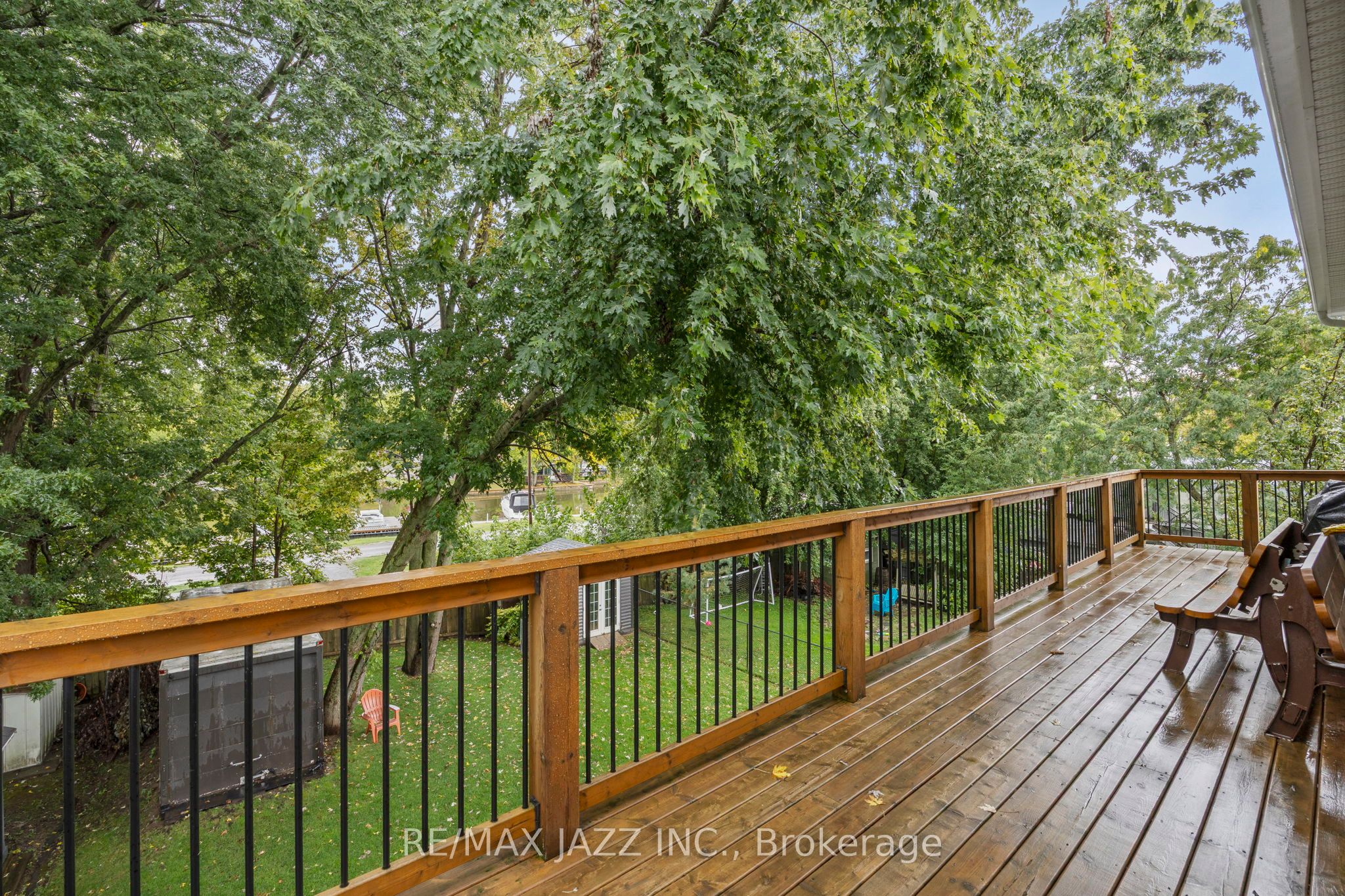 283 Platten Boulevard Property Photo 43