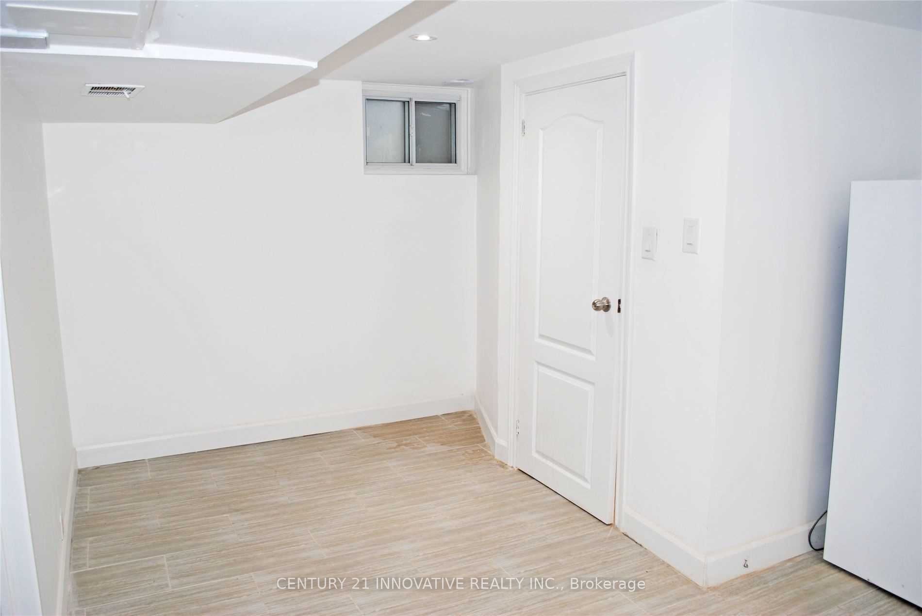 42 St Dunstan Drive Bsmt Property Photo 7