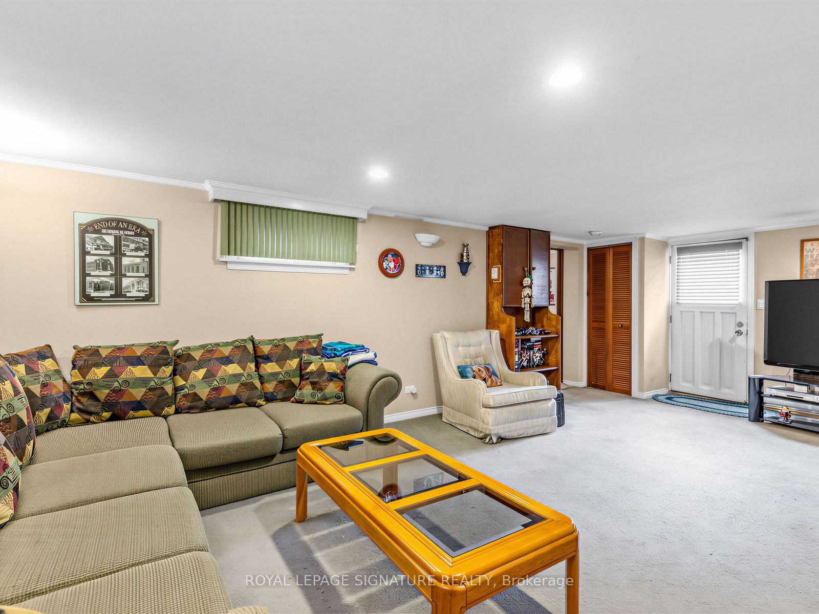 1421 Military Trail Property Photo 29