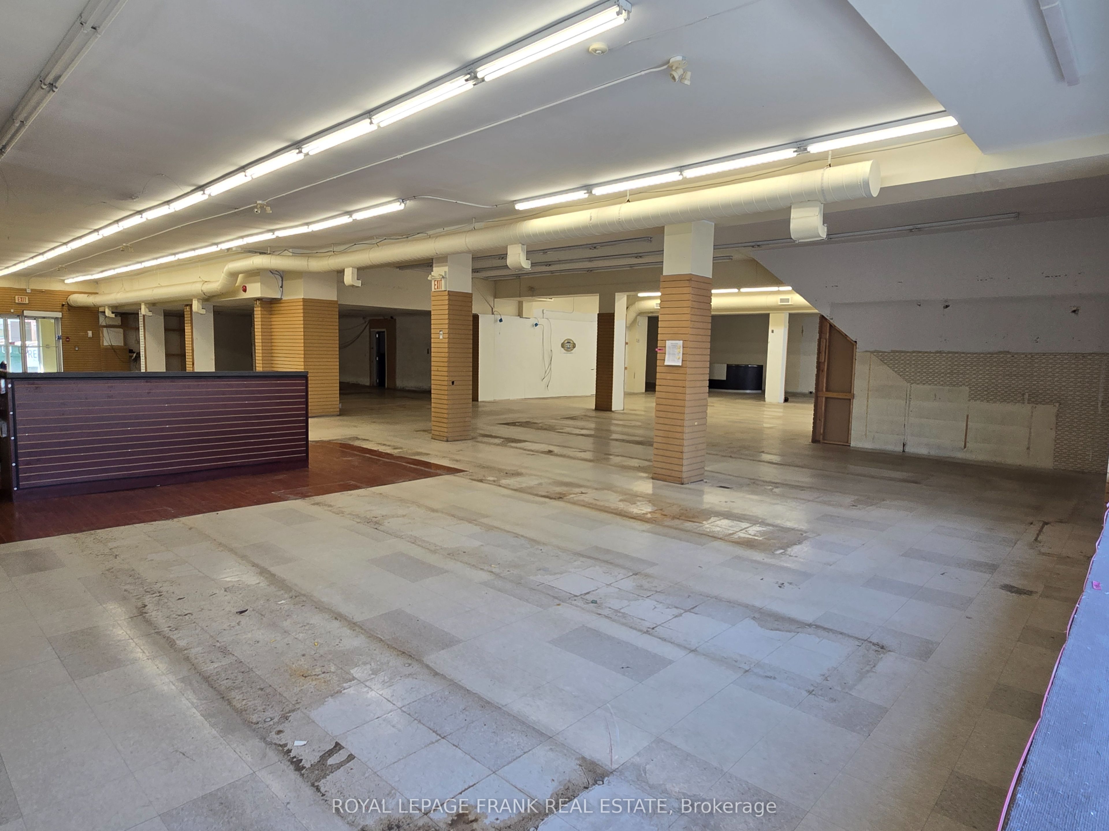 15 King Avenue W B Property Photo 6