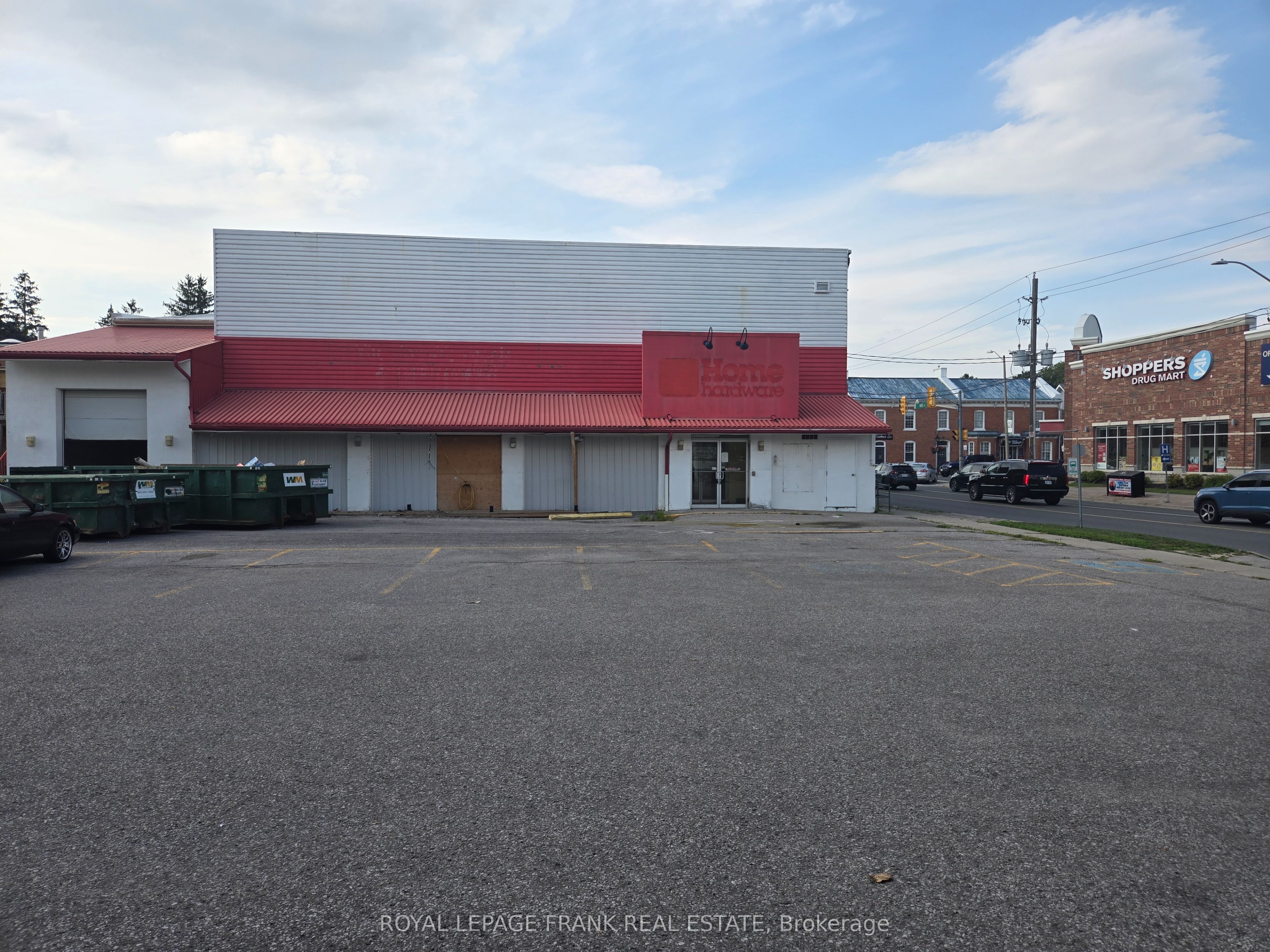 15 King Avenue W B Property Photo 23