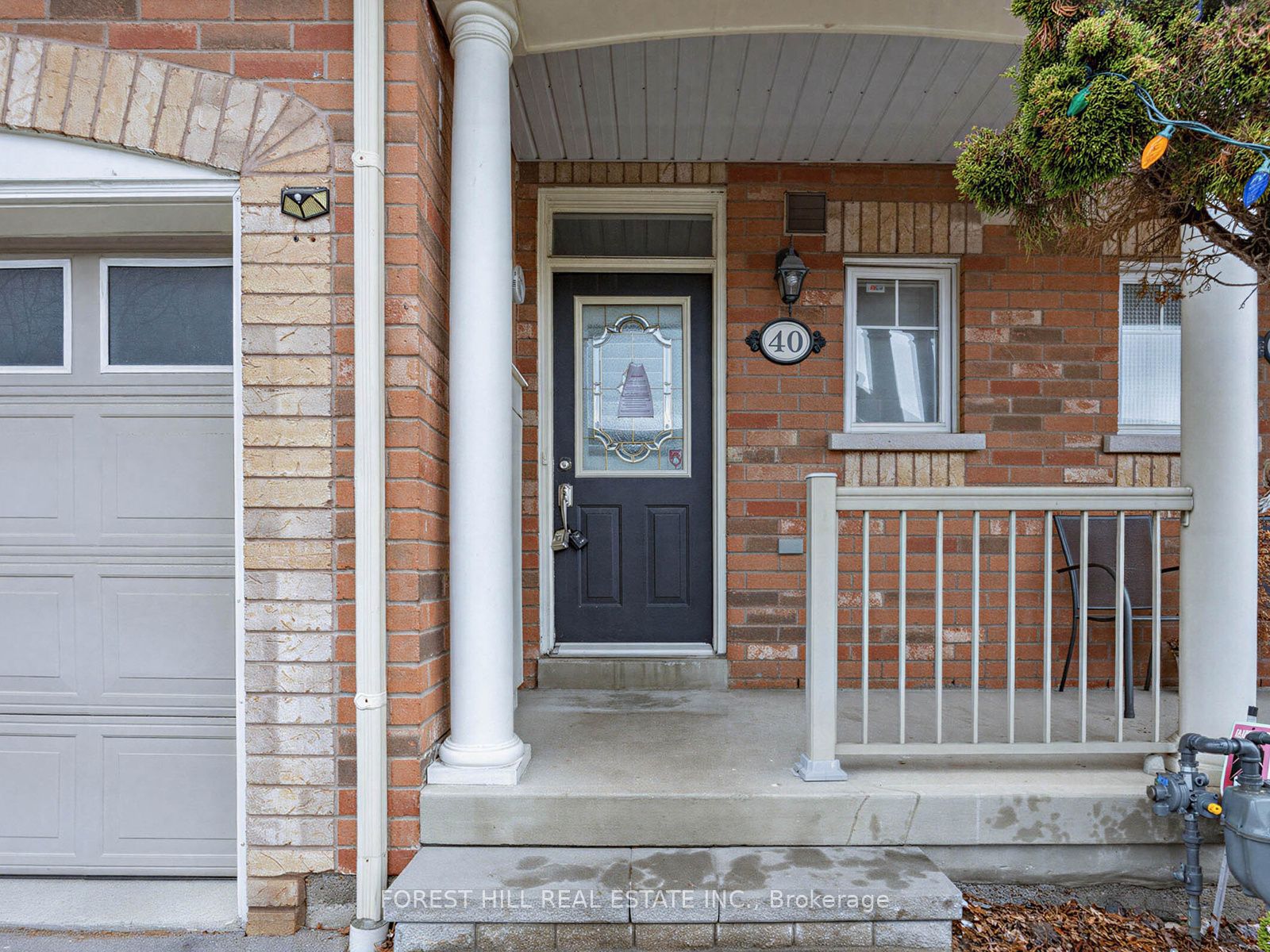 40 Croker Drive S Property Photo 3