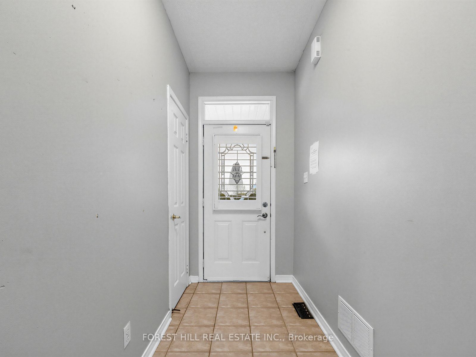 40 Croker Drive S Property Photo 4