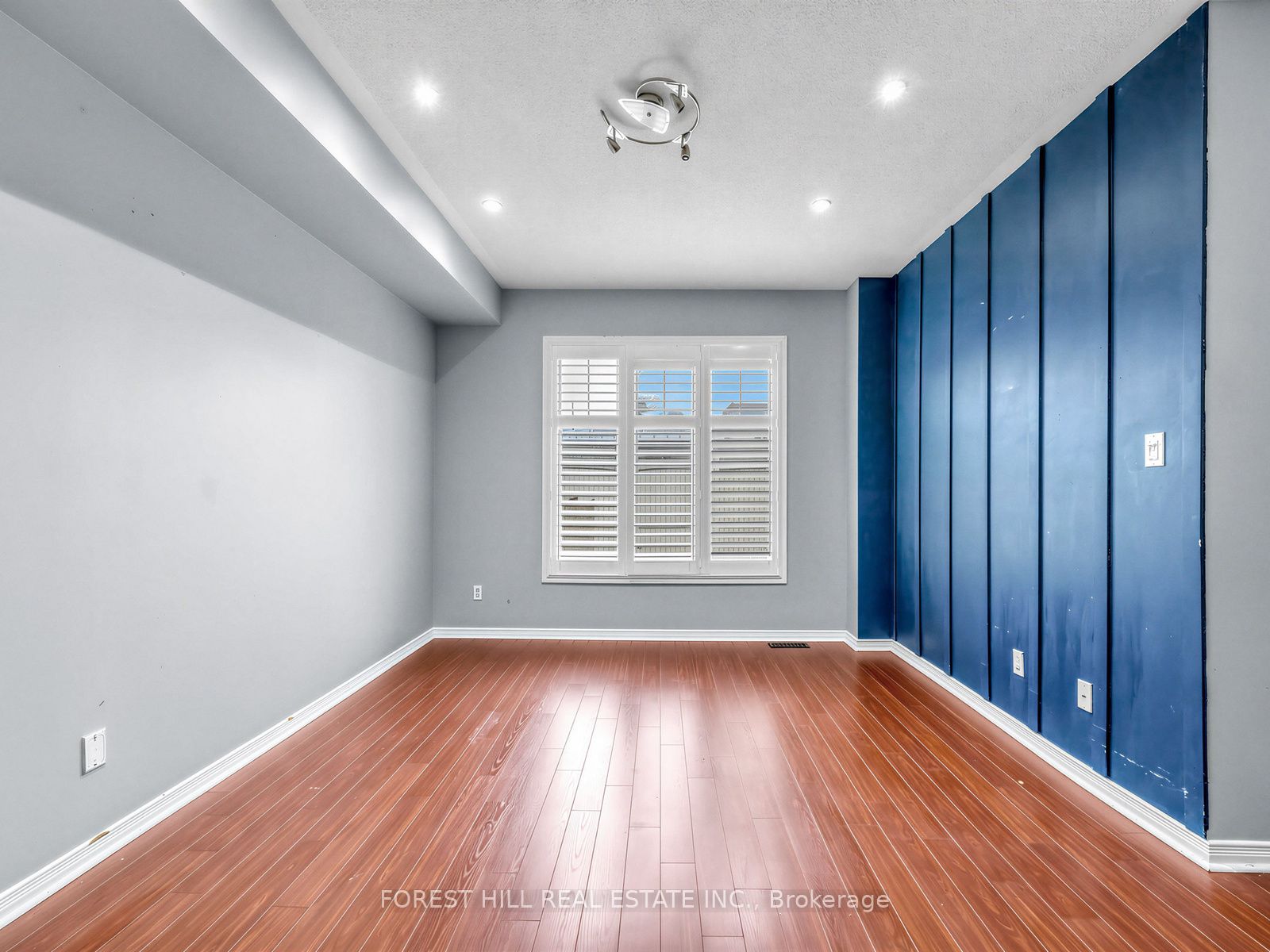 40 Croker Drive S Property Photo 12