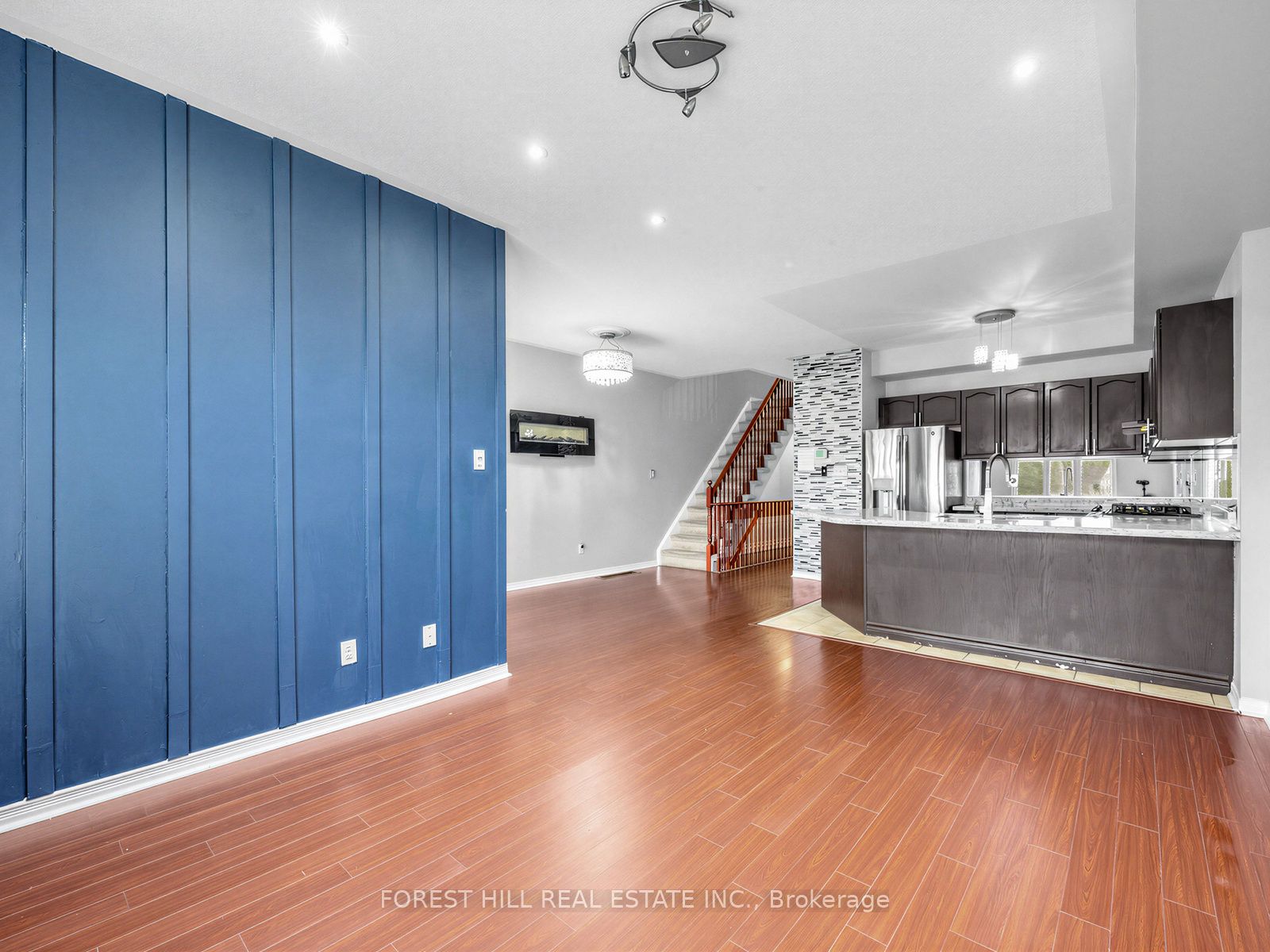 40 Croker Drive S Property Photo 13
