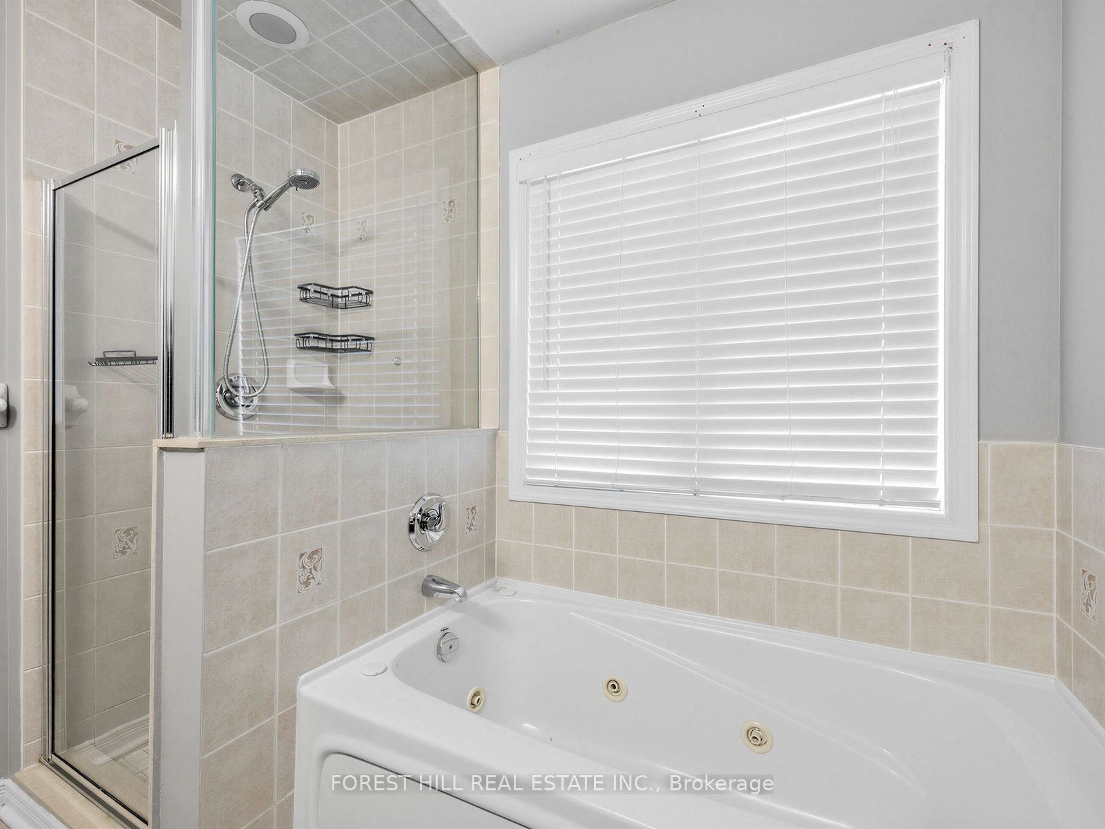 40 Croker Drive S Property Photo 24