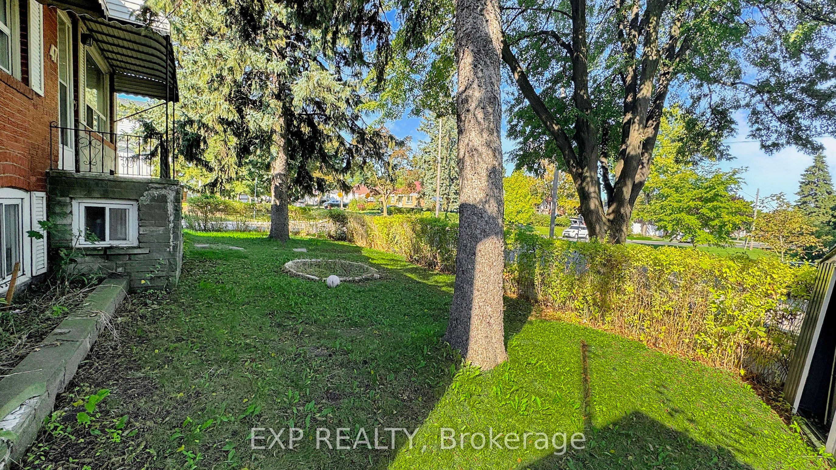 47 Boyce Avenue Property Photo 4