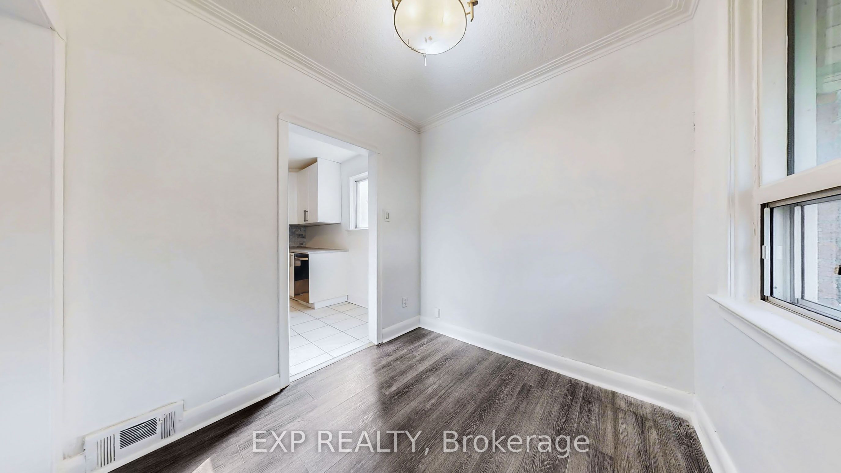 47 Boyce Avenue Property Photo 11