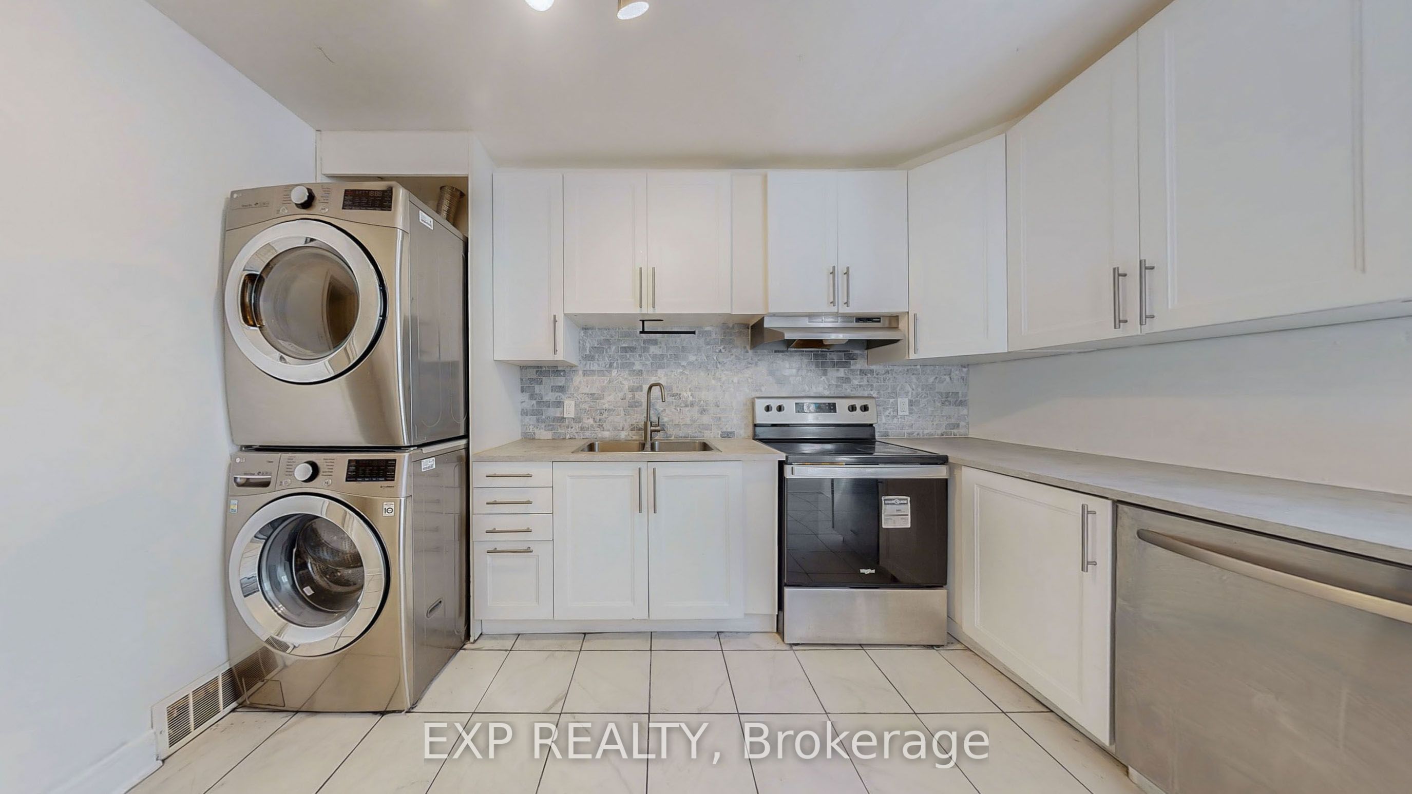 47 Boyce Avenue Property Photo 14