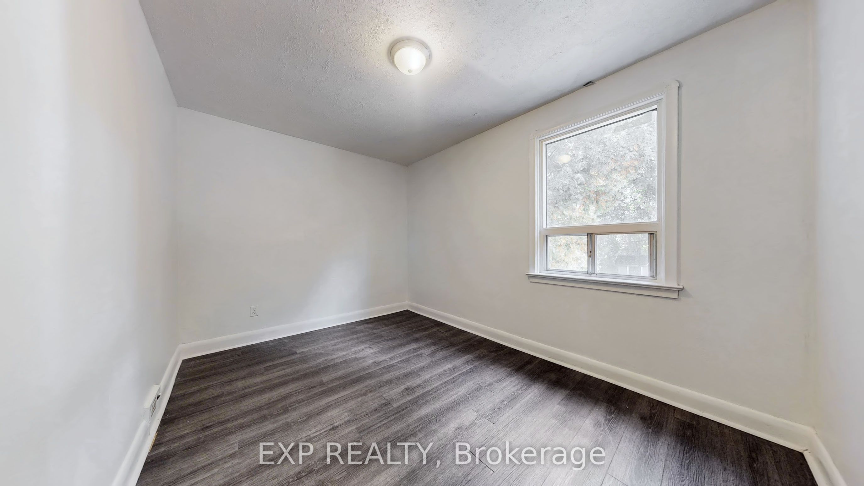 47 Boyce Avenue Property Photo 17