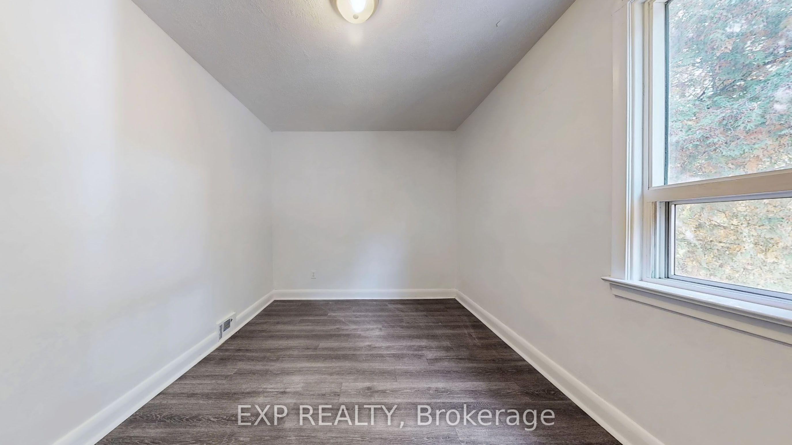 47 Boyce Avenue Property Photo 18