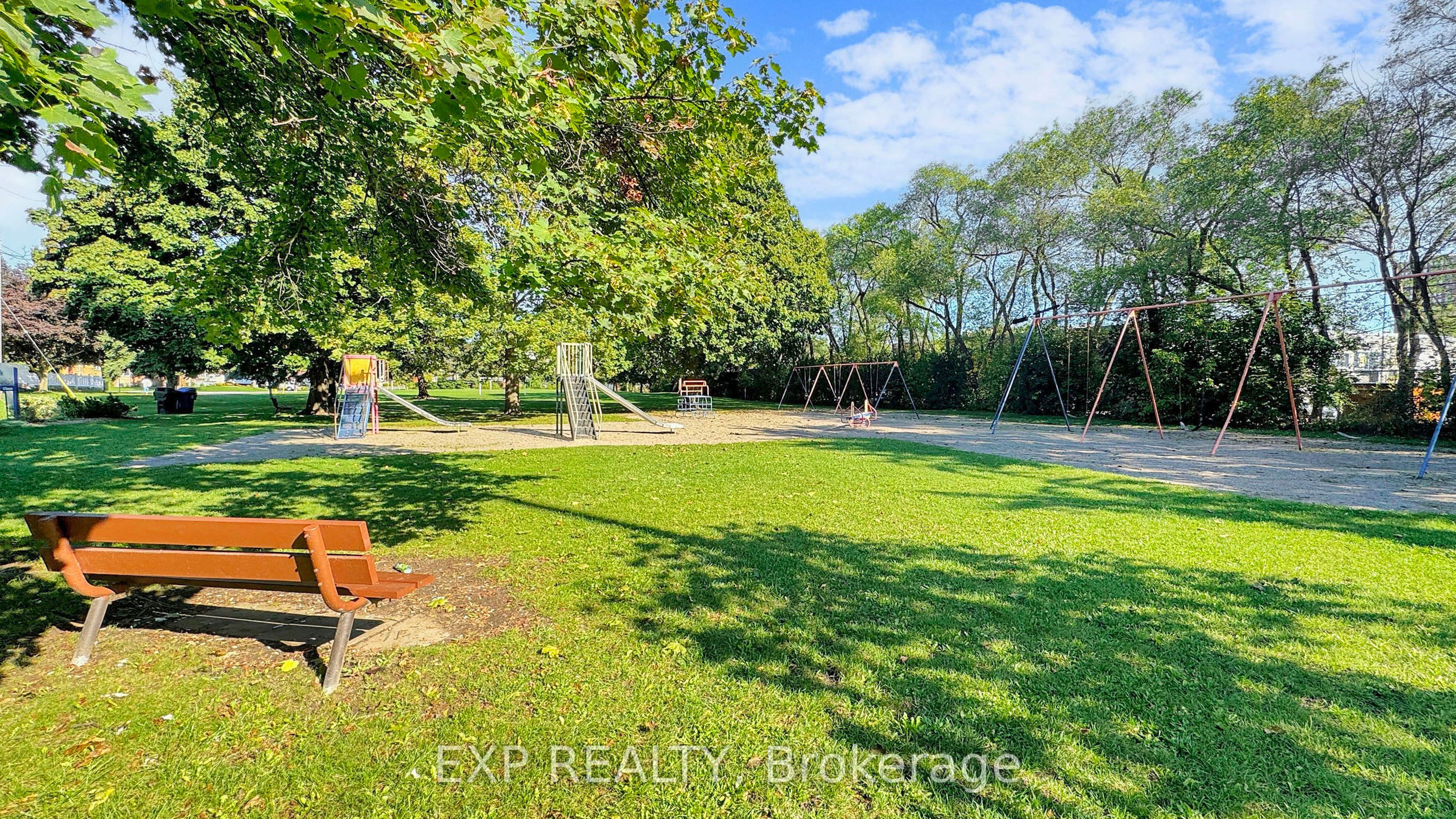 47 Boyce Avenue Property Photo 29