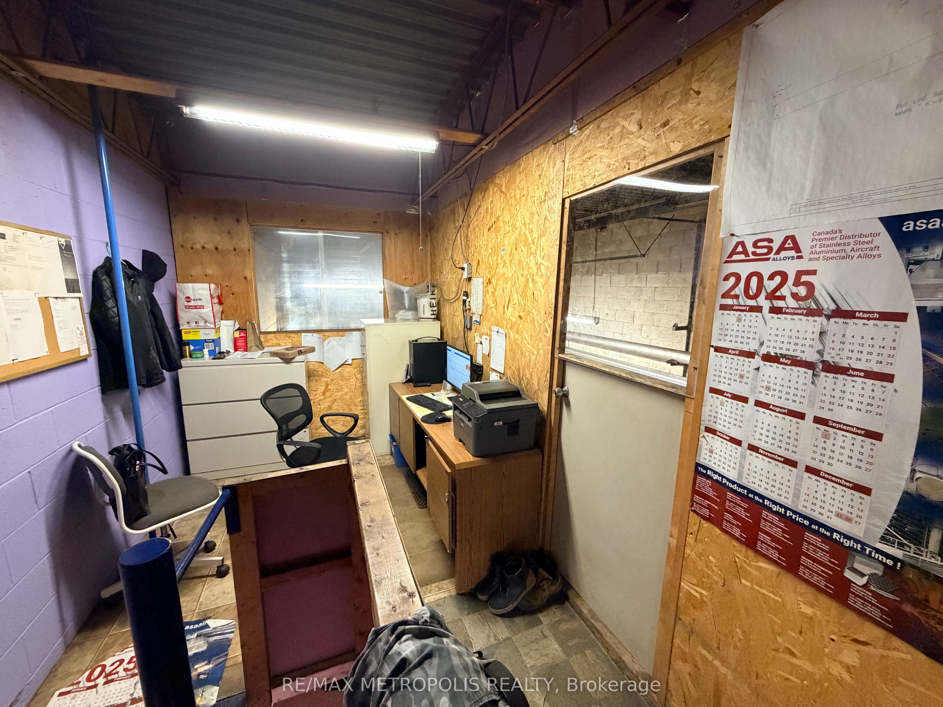 695 Finley Avenue 3 Property Photo 24
