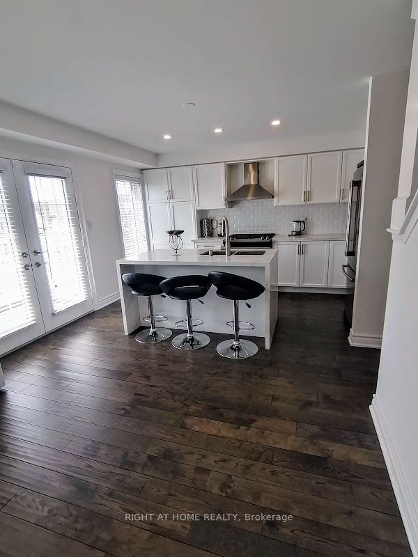 51 Devineridge Avenue Property Photo 12