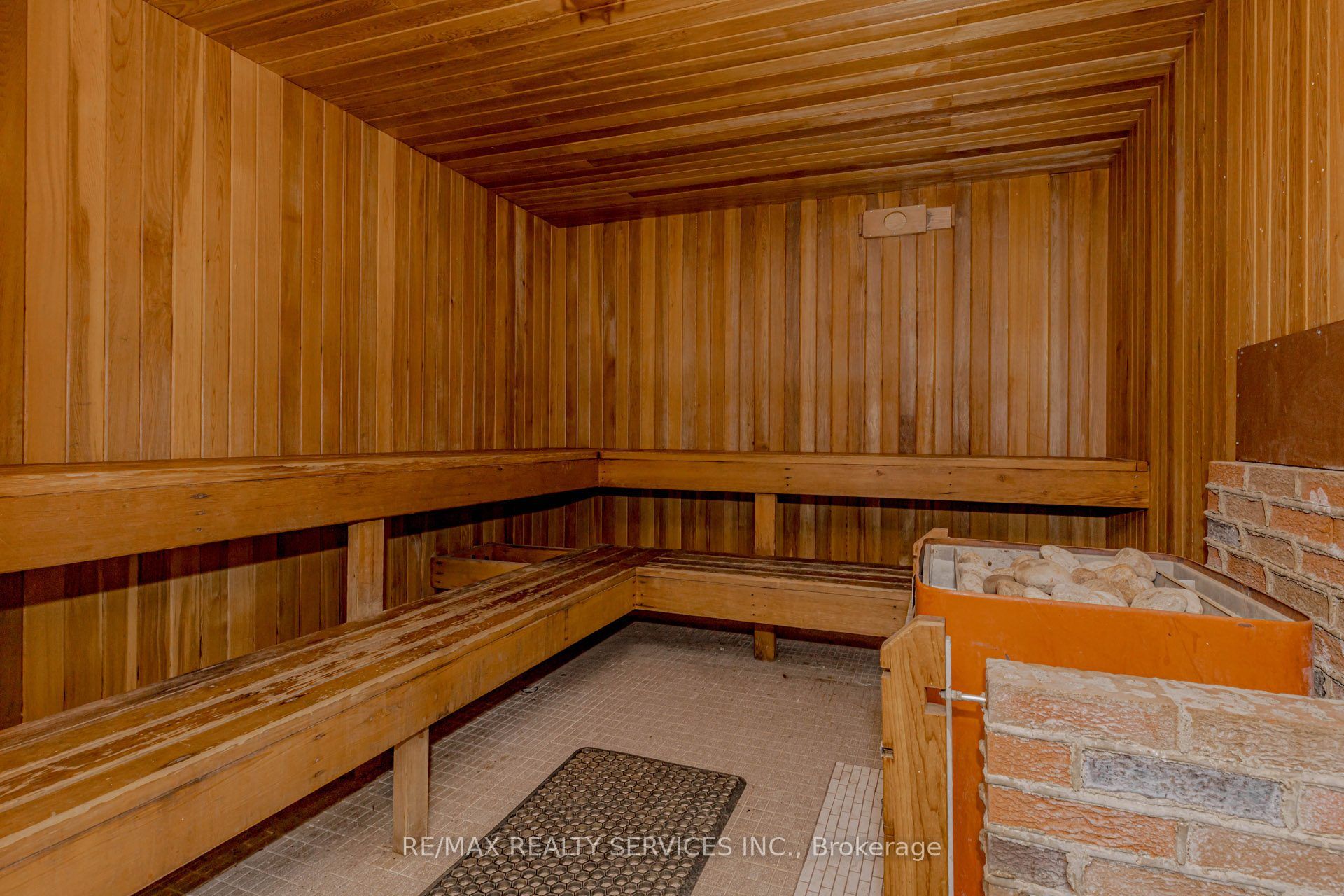 180 Markham Road 1701 Property Photo 33