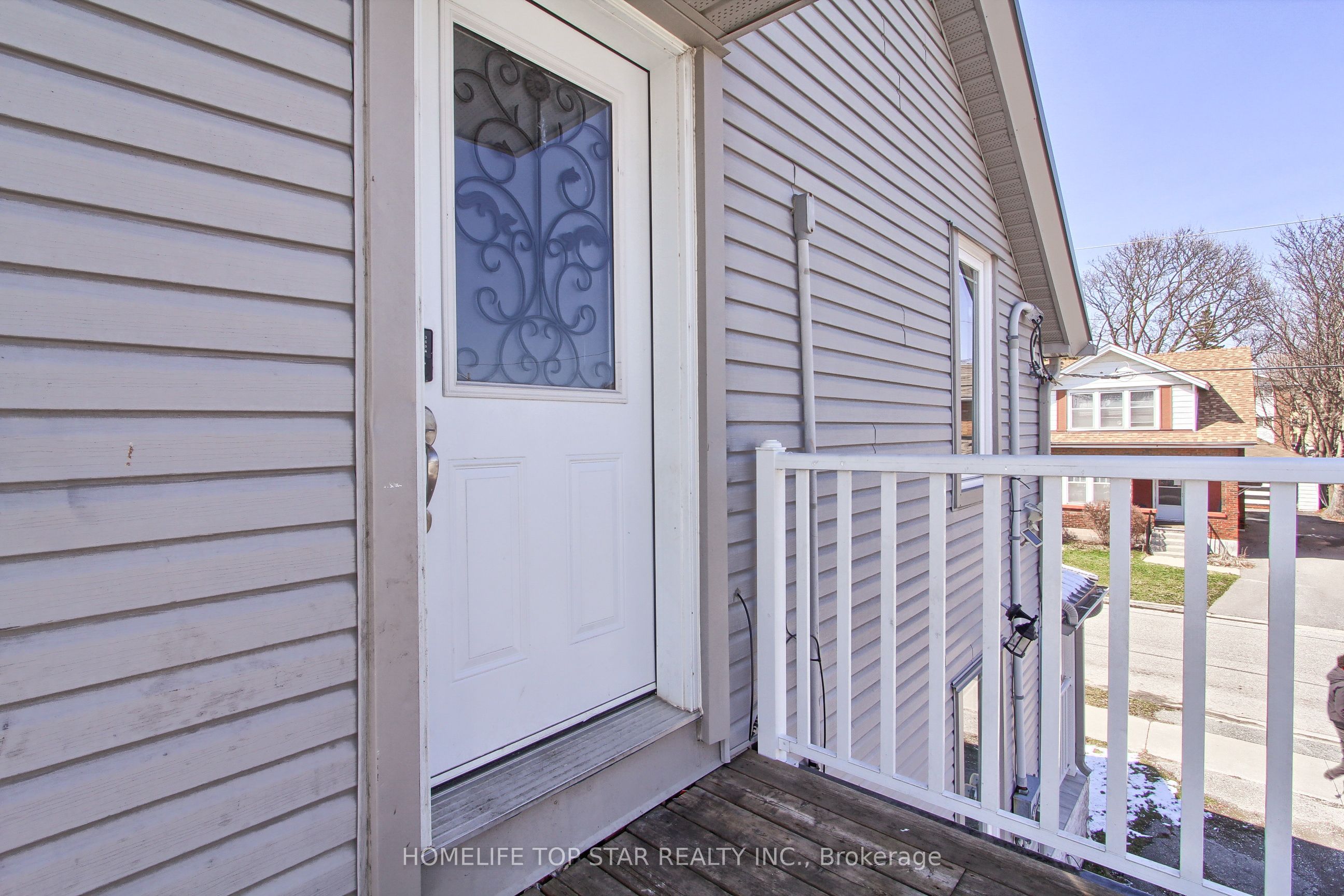 17 Royal Street Upper Property Photo 6